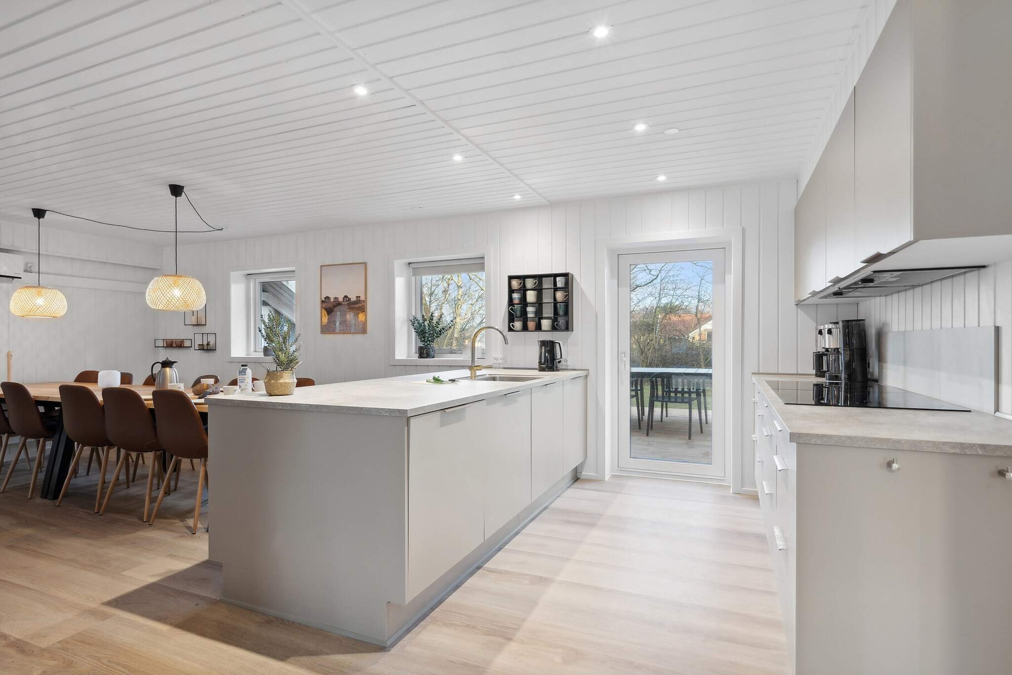 Zeezijde retraite met zwembad -- By Traum Ferienwohnungen-Binnen