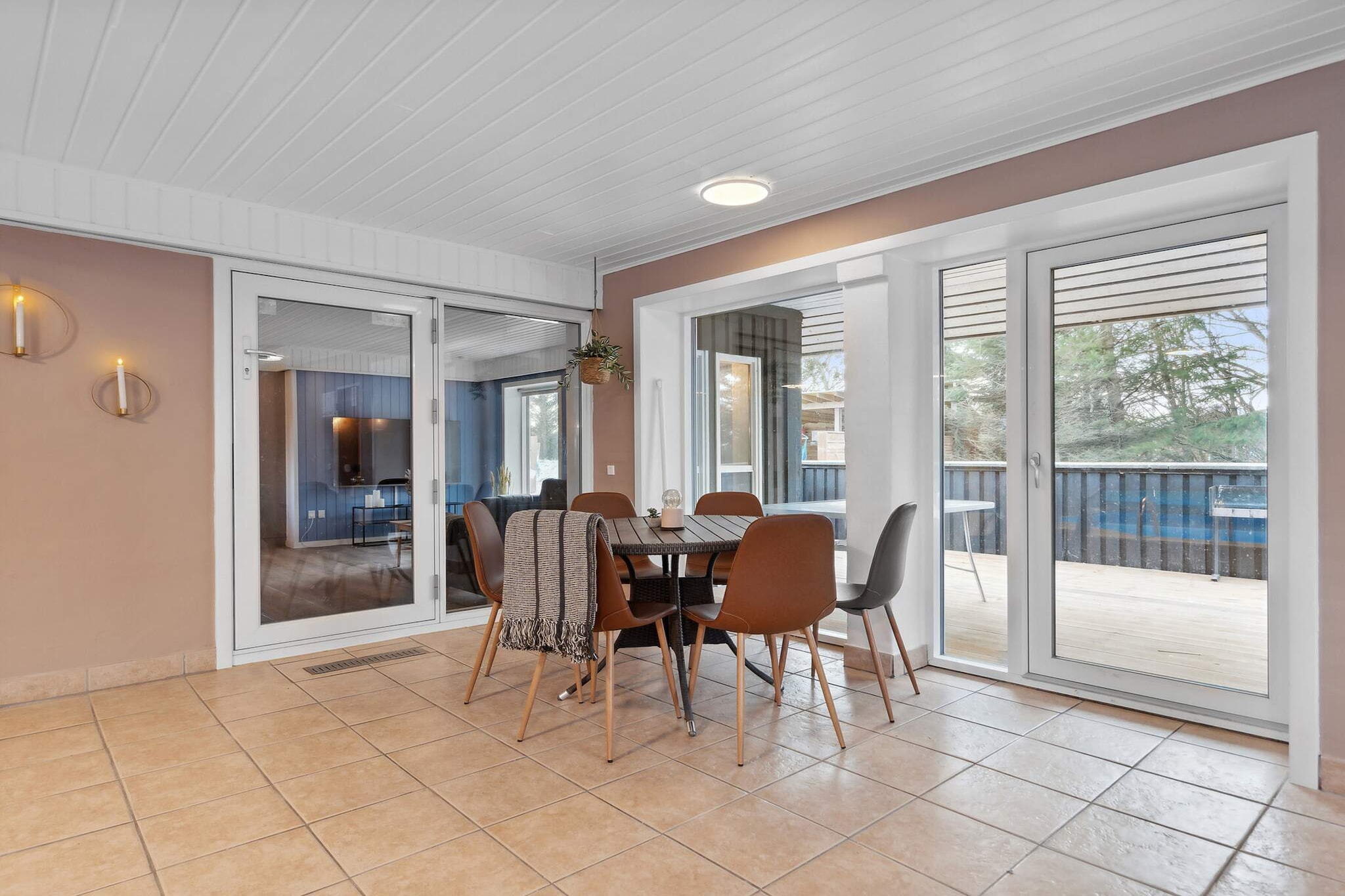 Zeezijde retraite met zwembad -- By Traum Ferienwohnungen-Binnen