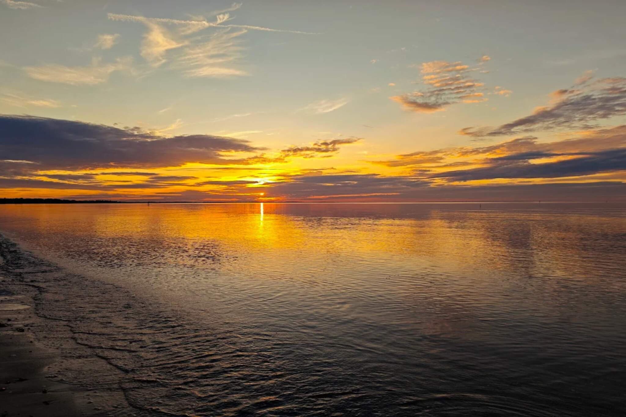 Seaside Retreat with Pool - By Traum Ferienwohnungen-Water view