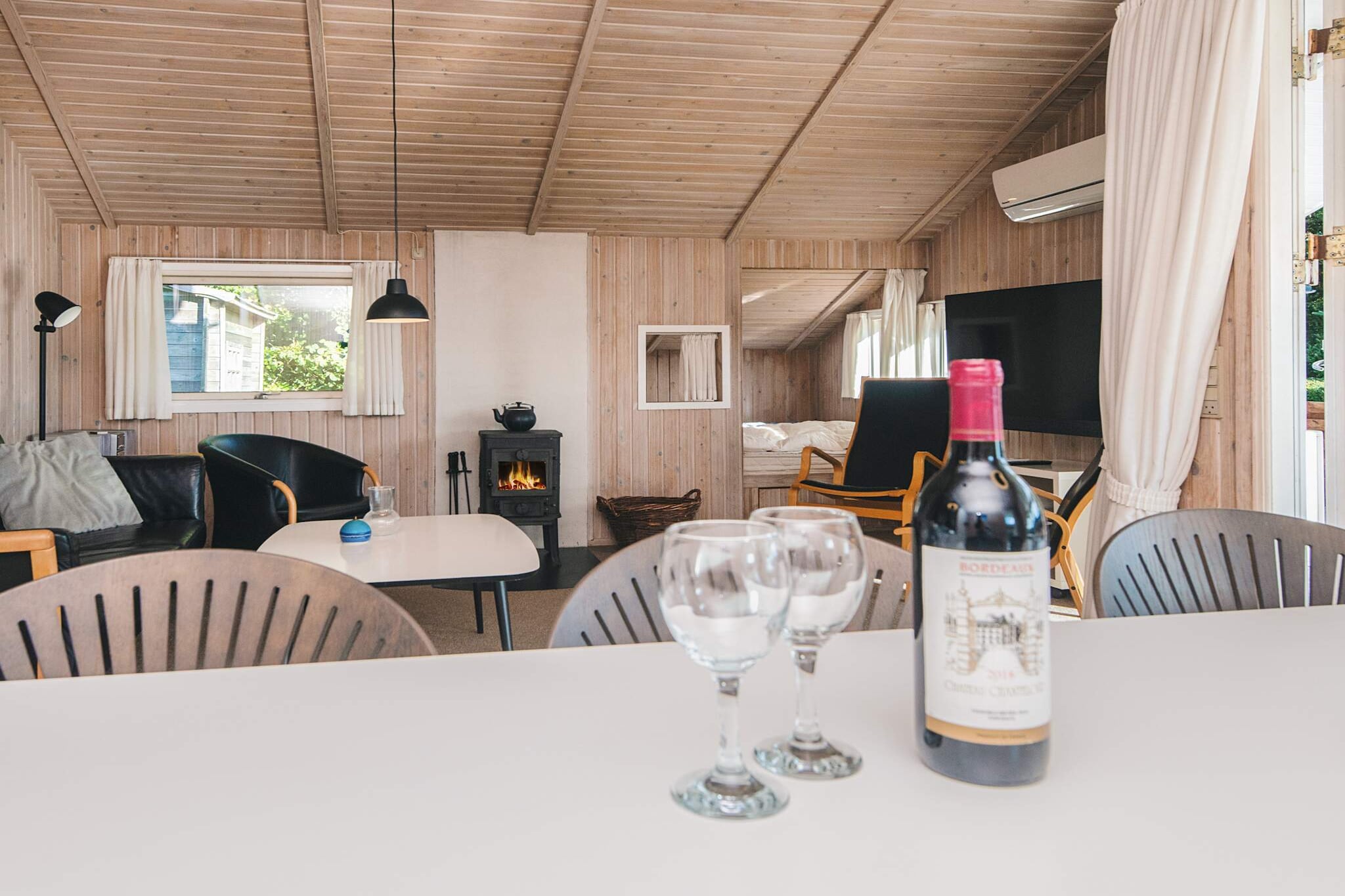 Zeeparadijs met open terras - Binnen