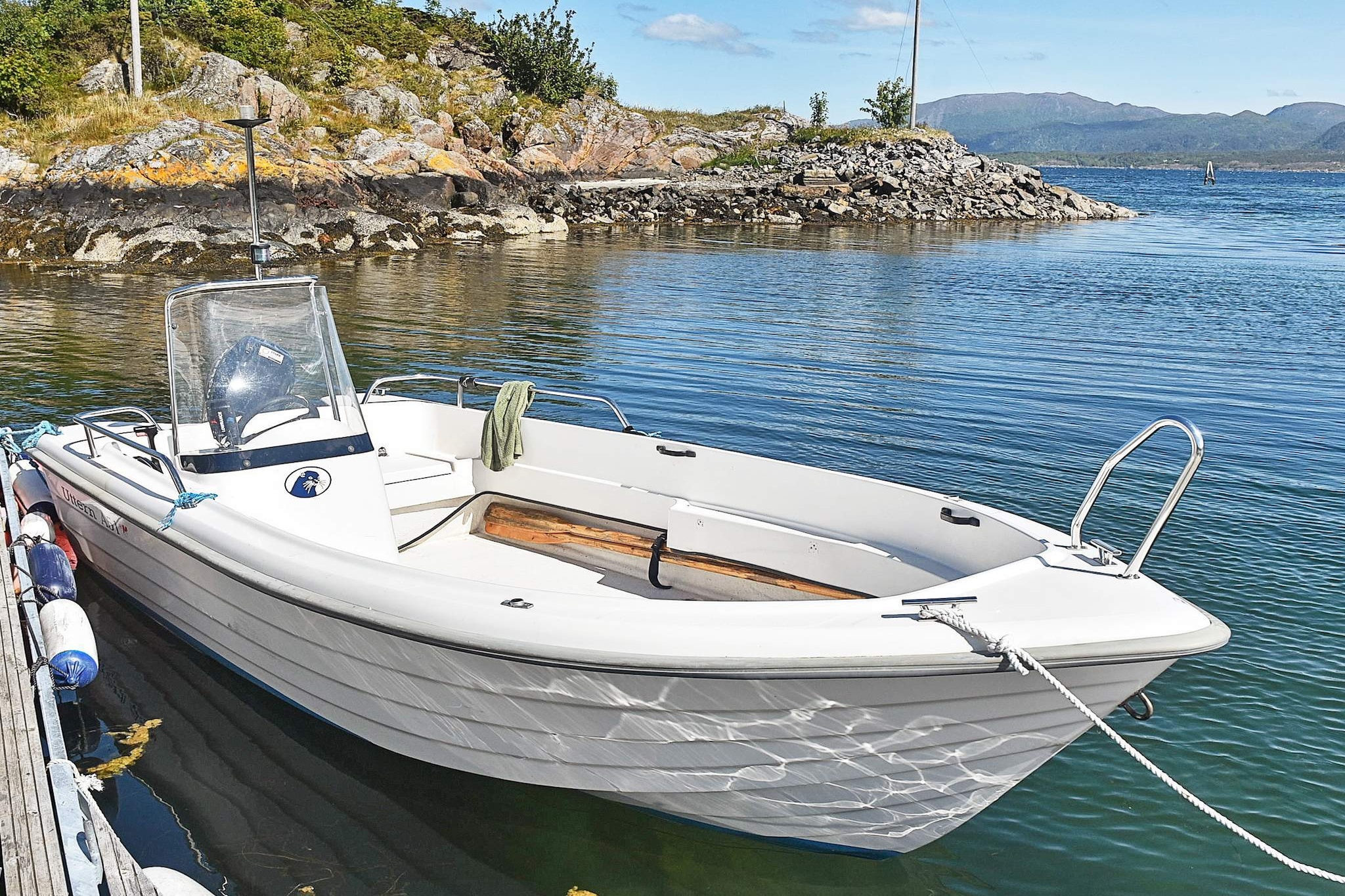 26071-ØVERVIK - Untagged