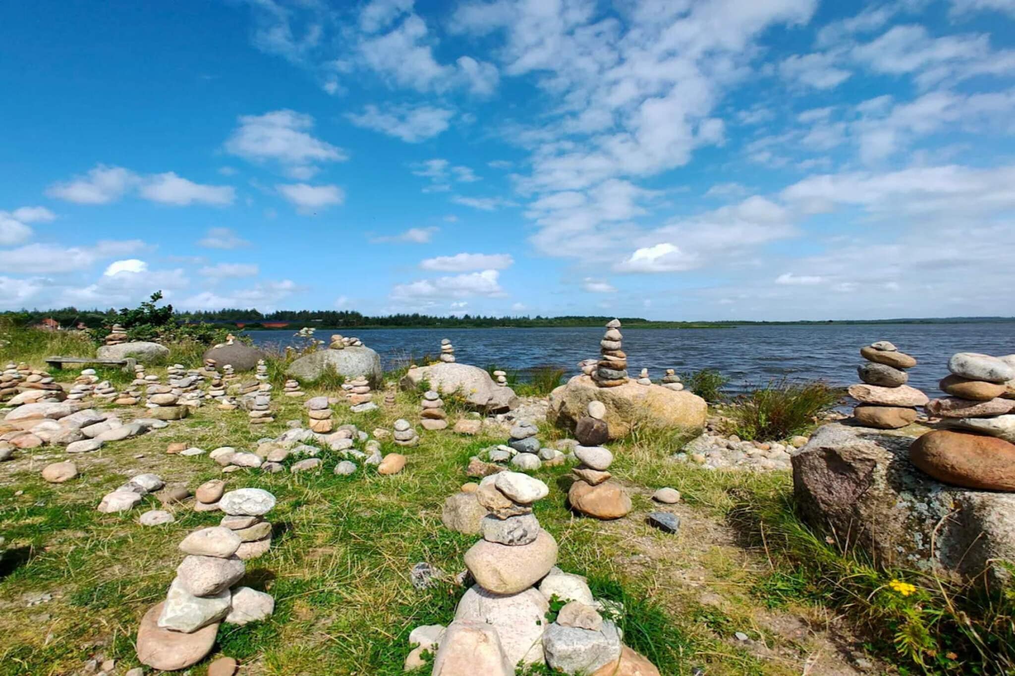 Afgelegen toevluchtsoord bij Lyngbo Heide - Waterzicht