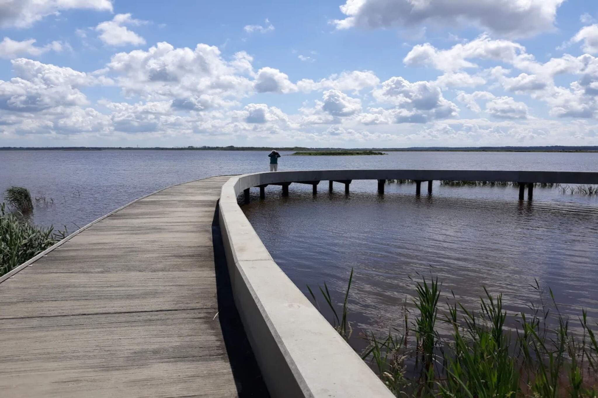 Afgelegen toevluchtsoord bij Lyngbo Heide - Waterzicht