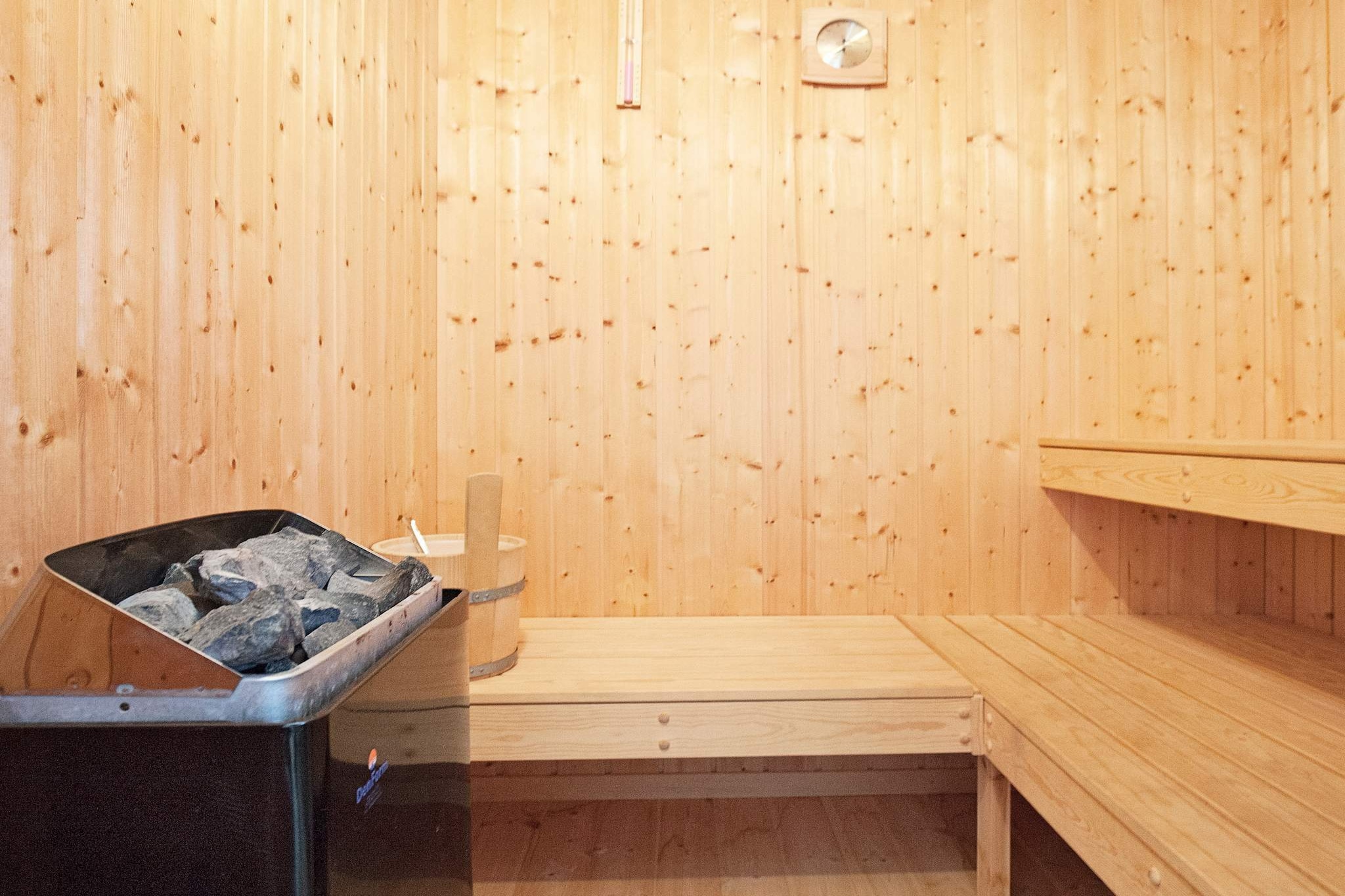 V135 SW - Sauna