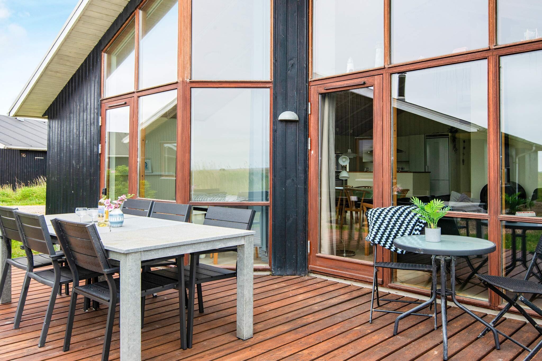 8 person holiday home in Ulfborg