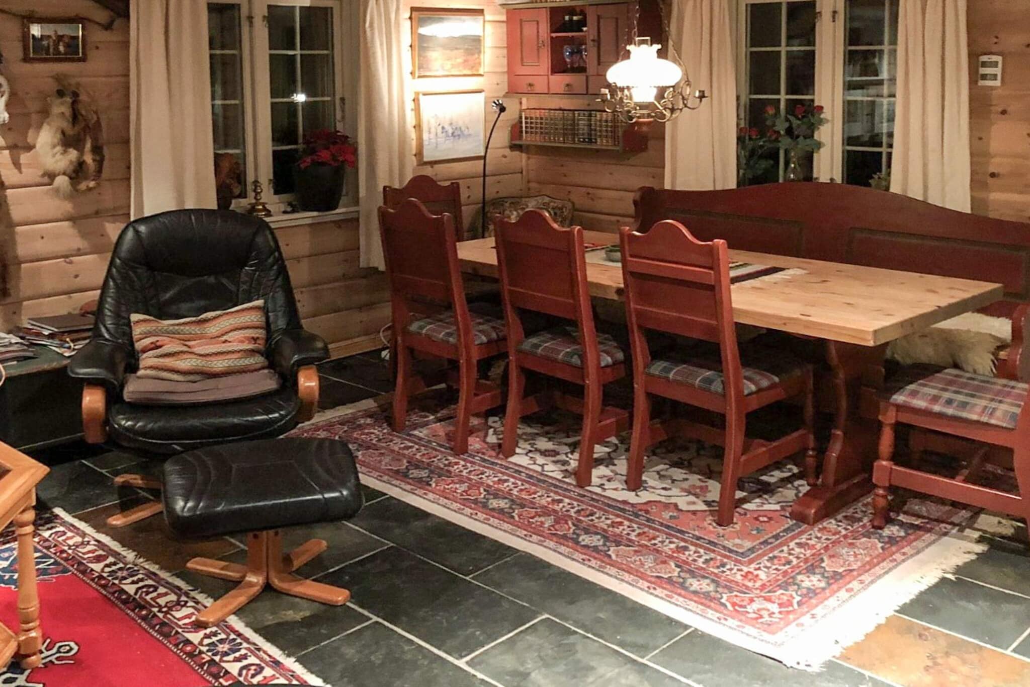 30653-PØLSEBU - Indoor