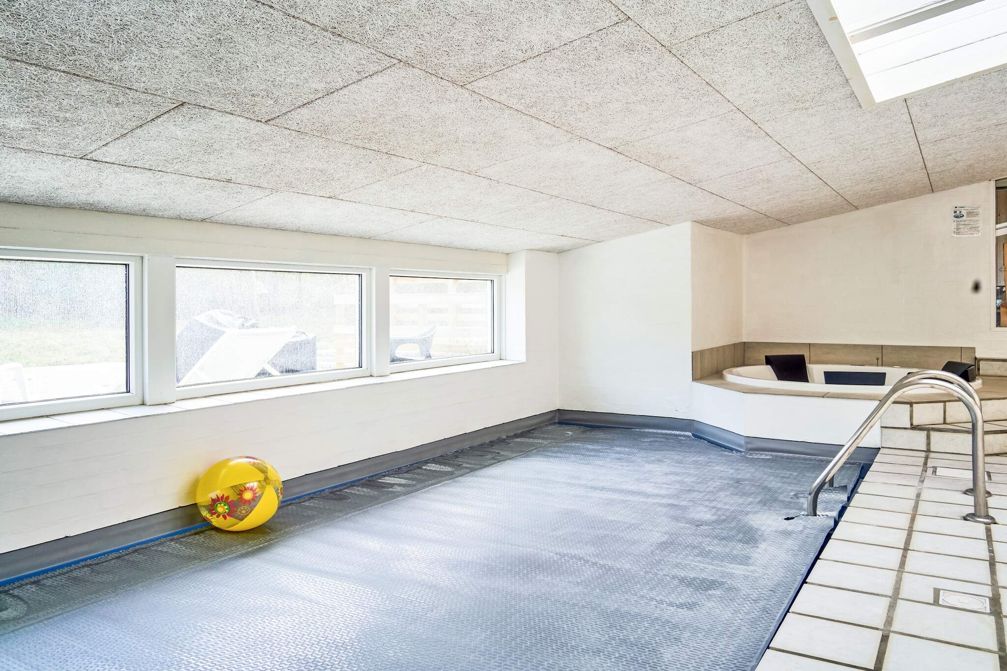 12 persoons vakantie huis in Nexø - Zwembad
