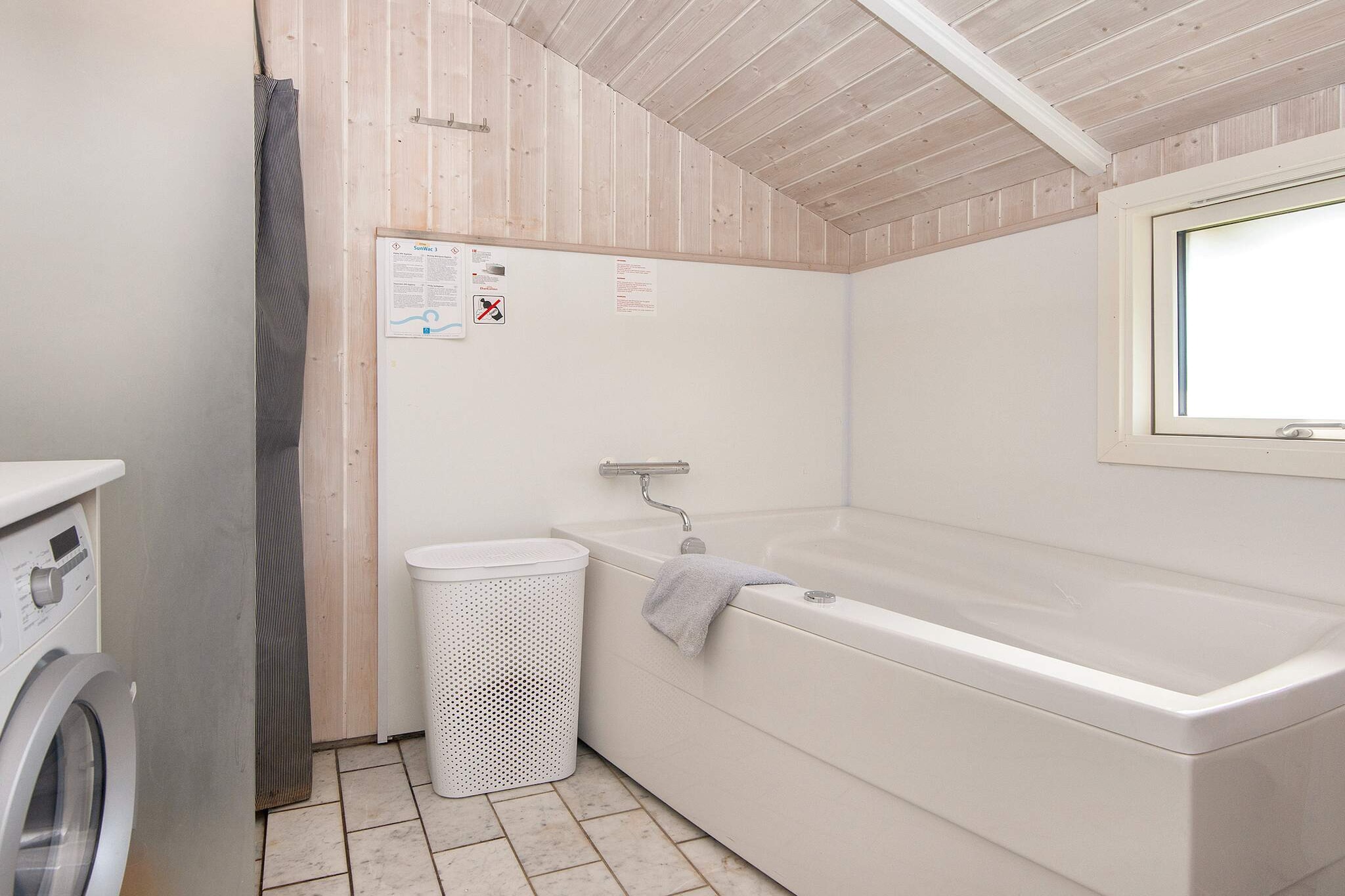 6 person holiday home in Sjølund-By Traum - Spa