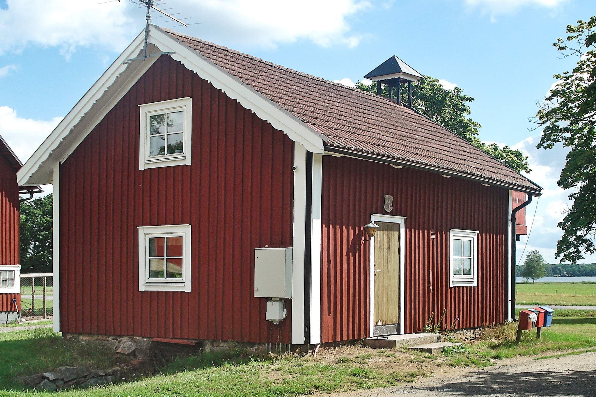 5 person holiday home in LÖNASHULT-By Traum