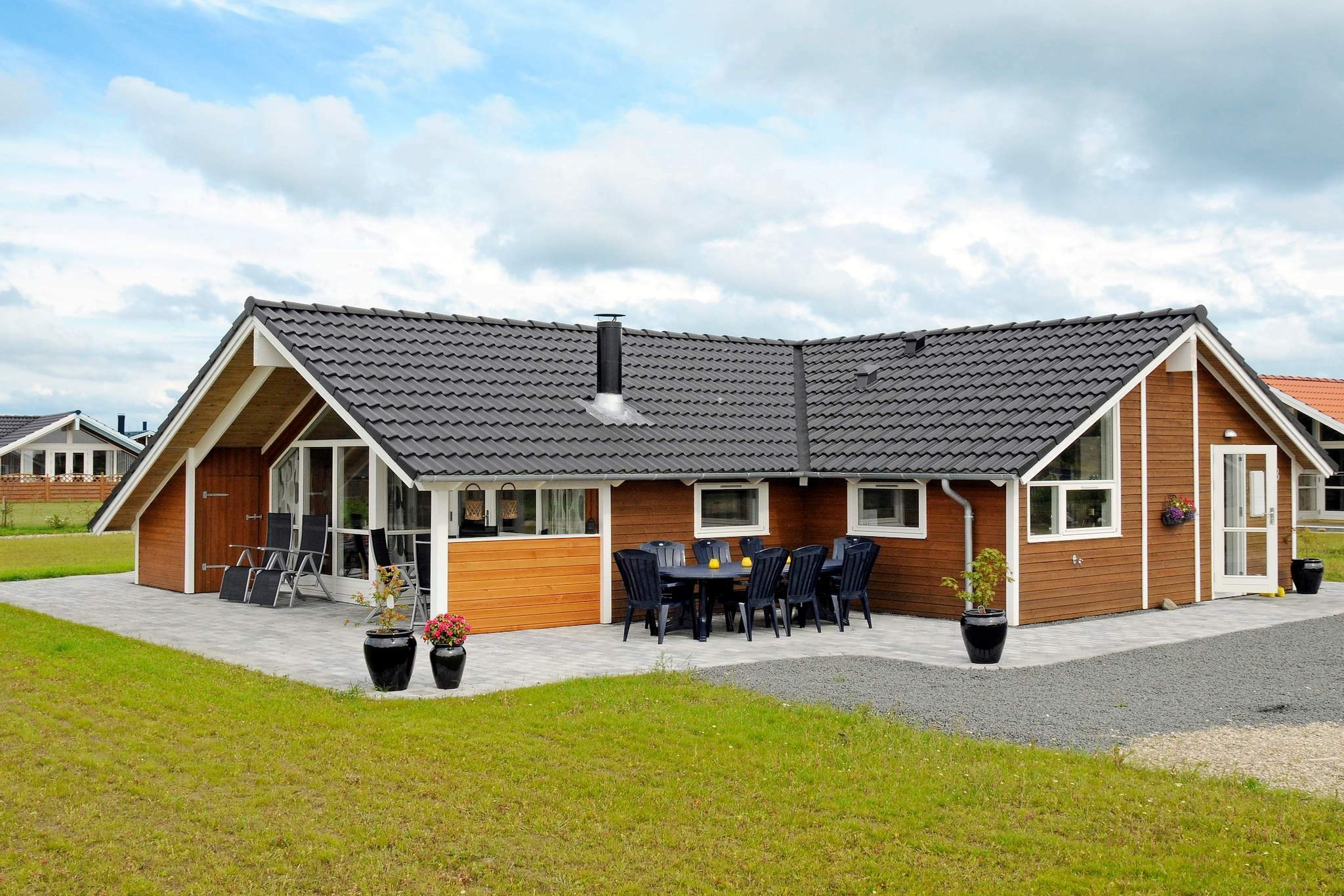 Holiday cottage with whirlpool and sauna lcated at the end of a closed road. Large lawn with plenty of room for playing. No letting to youth groups.A refundable deposit might be charged closer to your check-in date. The security deposit ensures a smooth stay and covers any additional services or consumption charges.This deposit covers utilities consumed during your stay and any additional services that may be taken.The final amount will be adjusted based on actual meter readings, actual usage of extra services, and any remaining balance will be refunded within 21 days after checkout.This deposit simply acts as a prepayment for charges that  you would anyways pay for, ensuring a seamless stay and check-out experience.