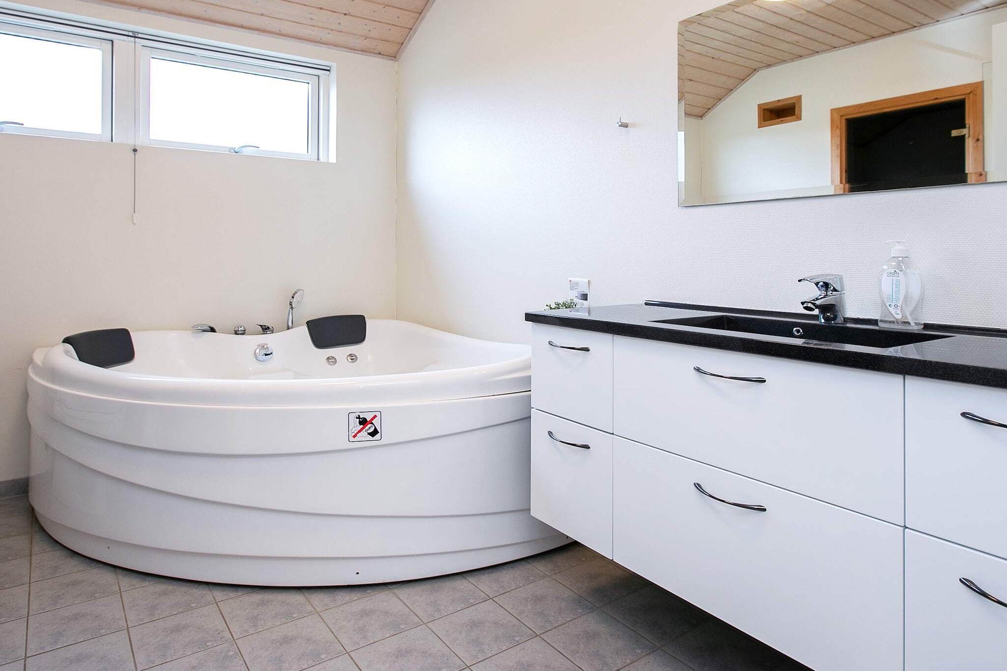 6 persoons vakantie huis in Væggerløse - Binnen