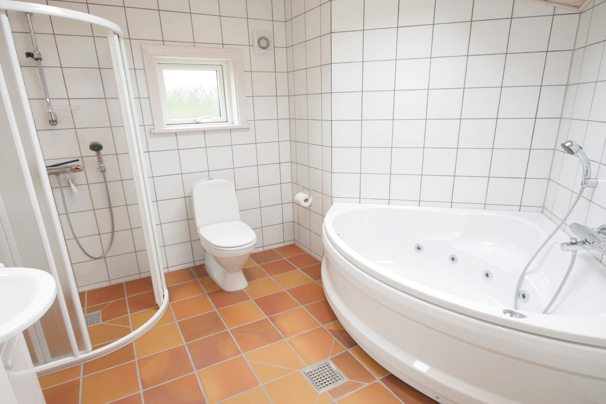 Idyllisches Ferienhaus in Allinge - Wellnessbereich