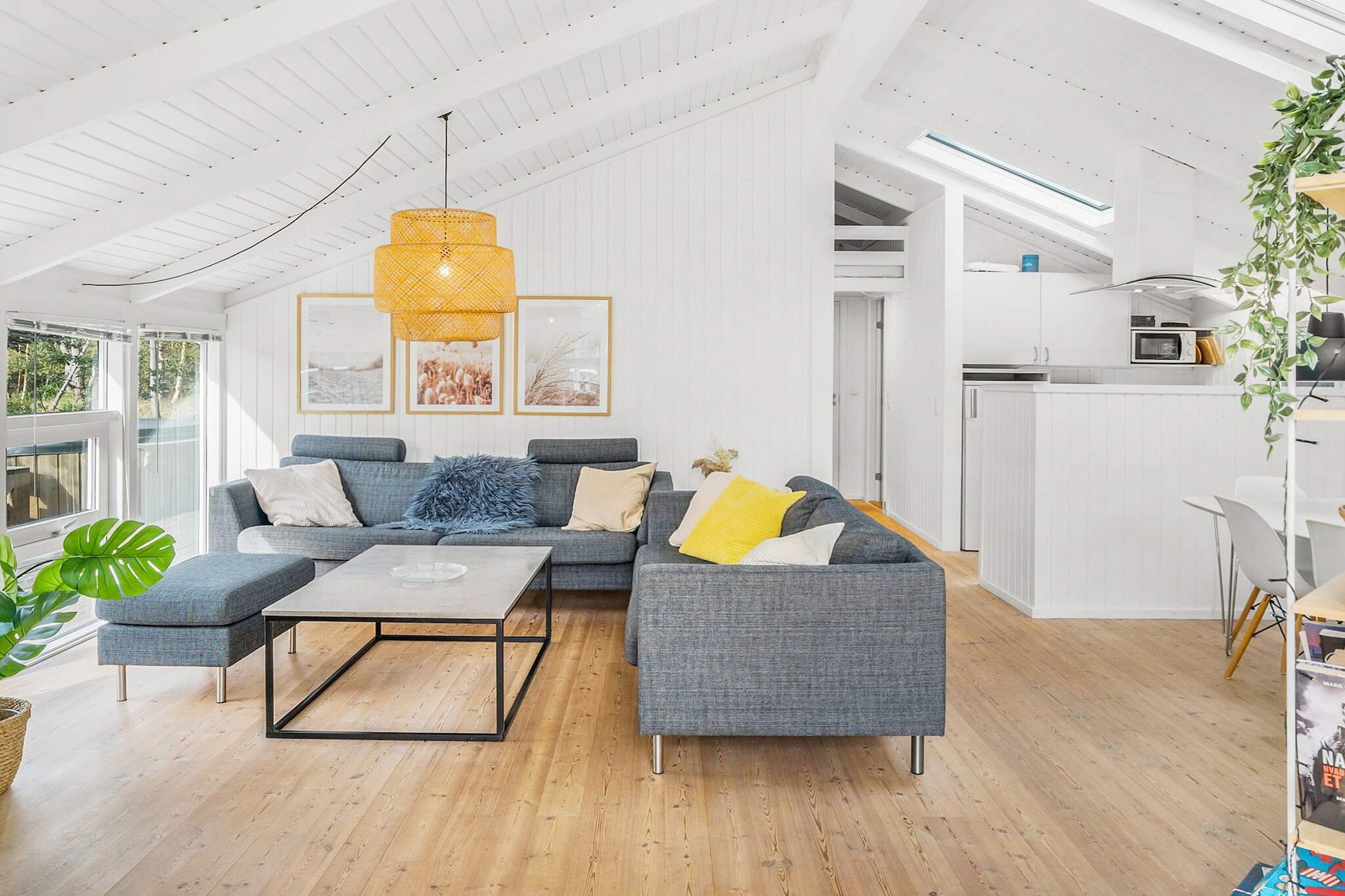 8 person holiday home in Ålbæk-By Traum