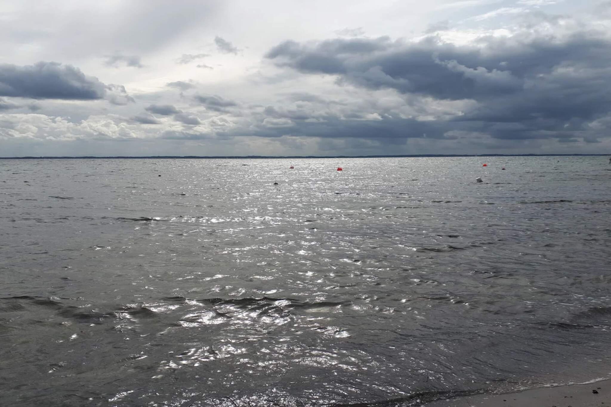 Luxe zwembadvilla bij zee -- By Traum Ferienwohnungen-Waterzicht