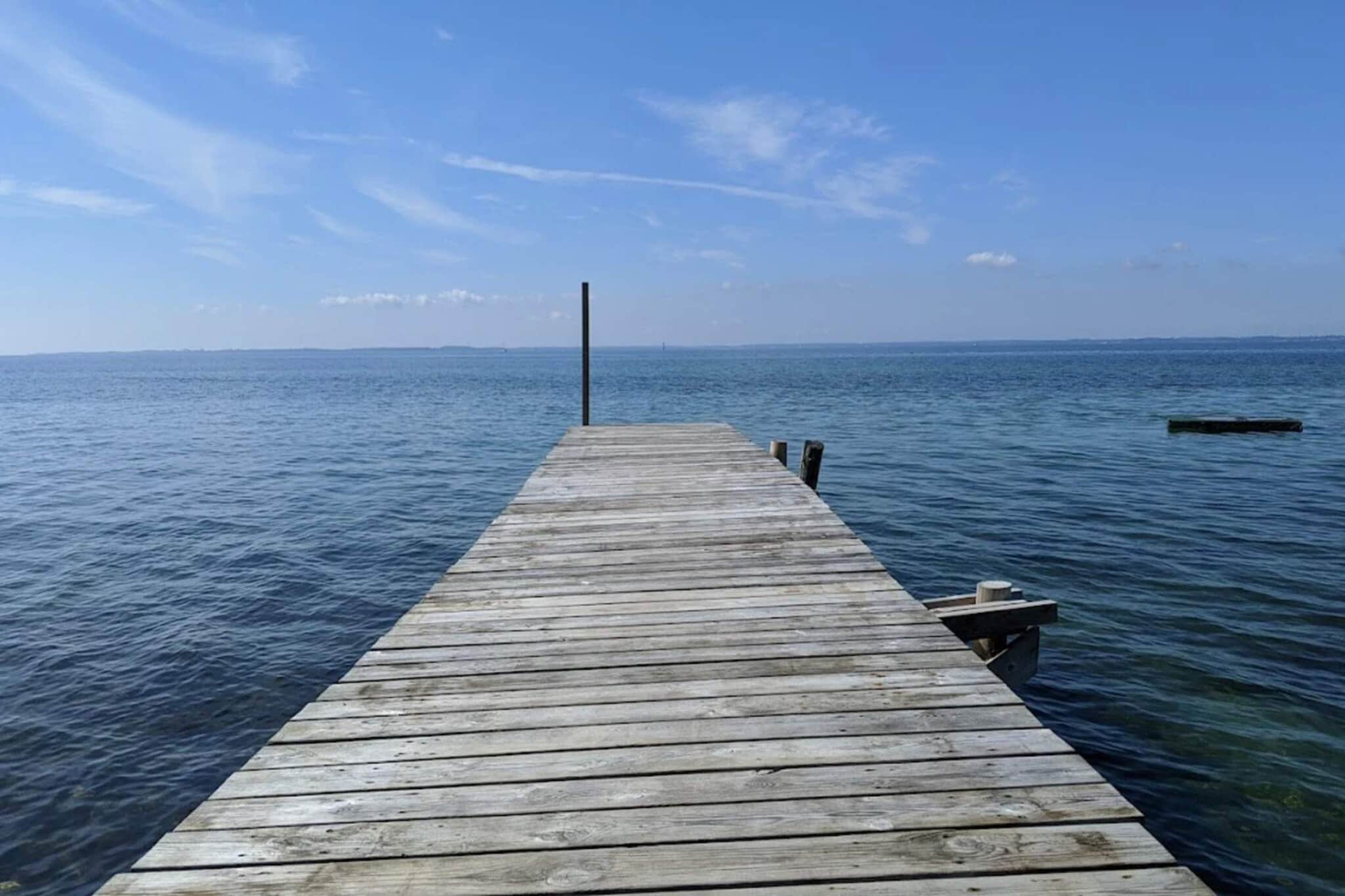 Luxuriöse Poolvilla am Meer