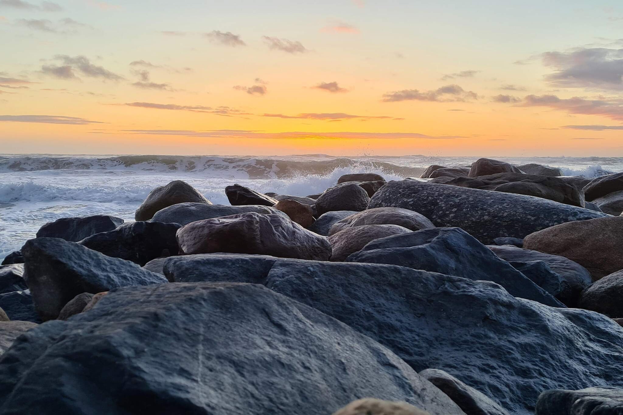 Cozy Retreat with Spa - By Traum Ferienwohnungen-Water view