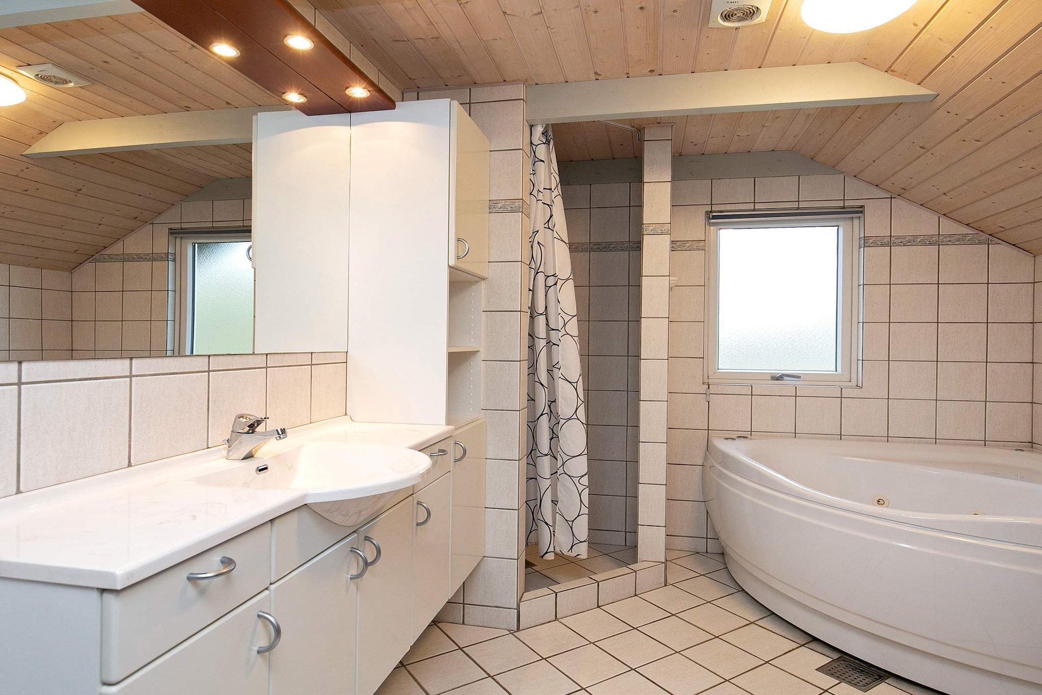 Heerlijk genieten van de zee in Lynderup - Spa