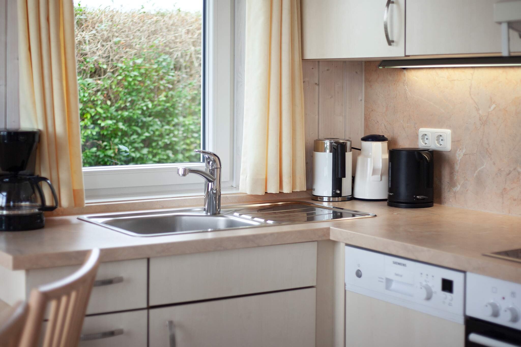 3 person holiday home in GROEMITZ