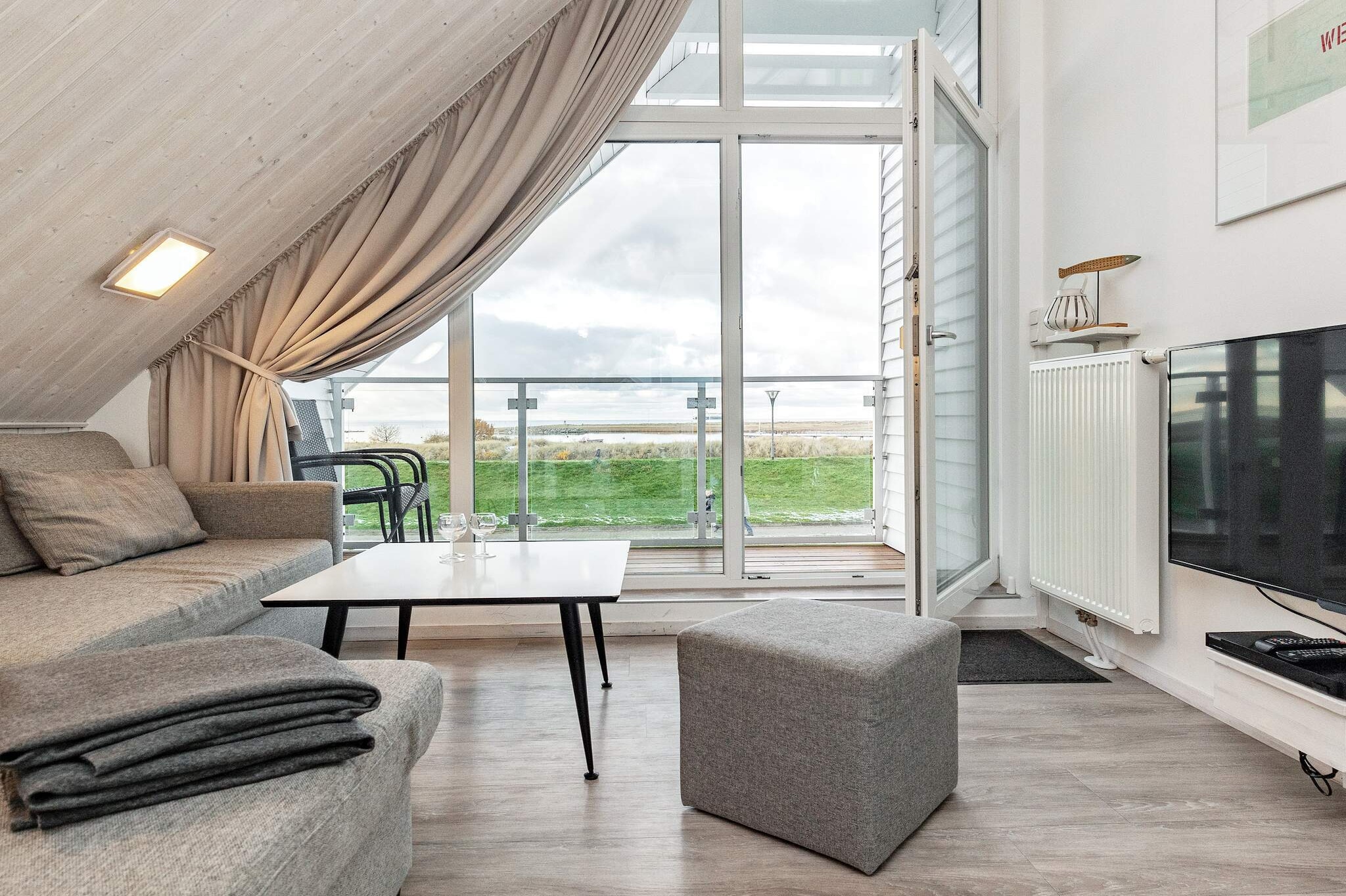 MERKUR 35+33 S DHH 1.RH. - Intérieur