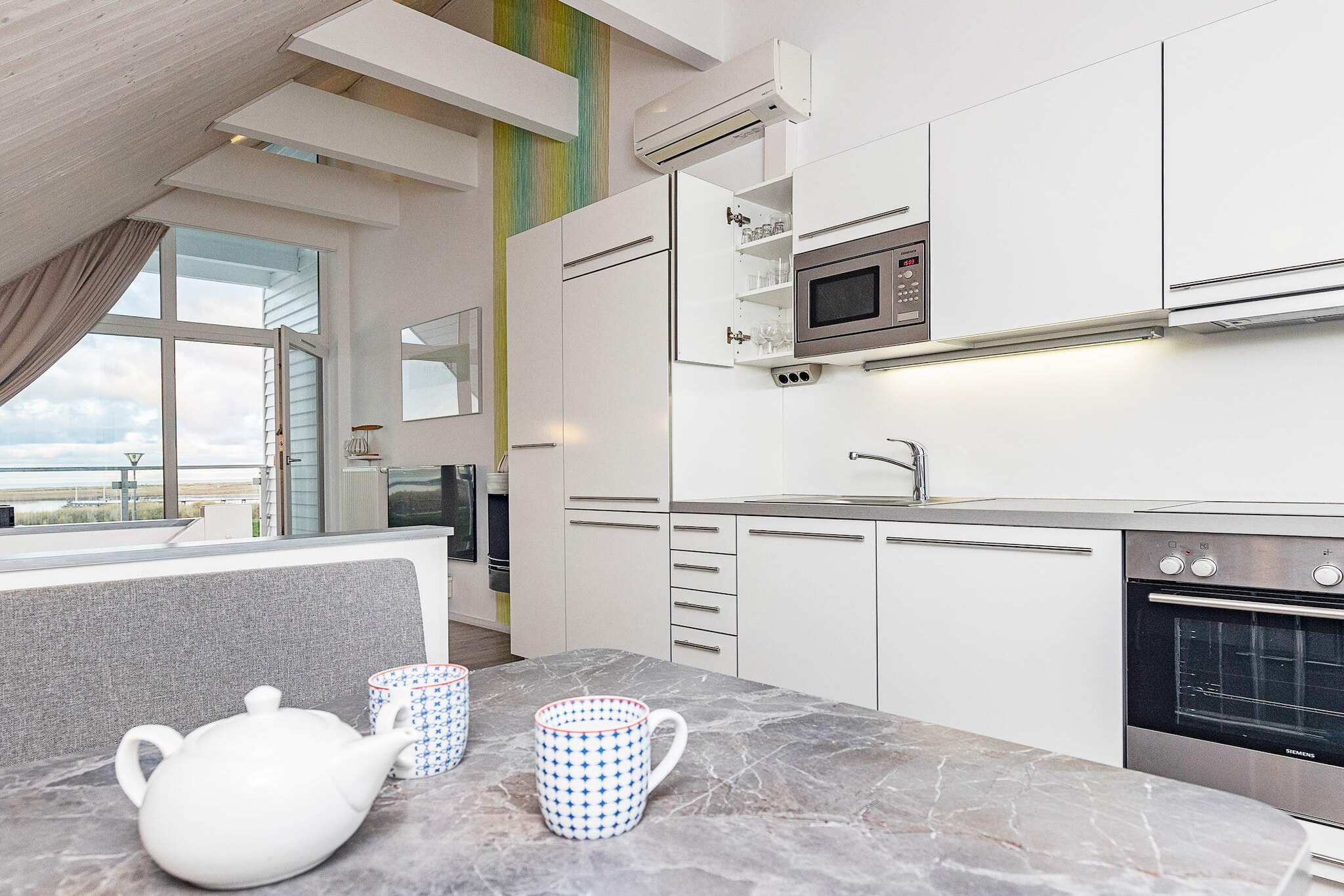 MERKUR 35+33 S DHH 1.RH. - Intérieur