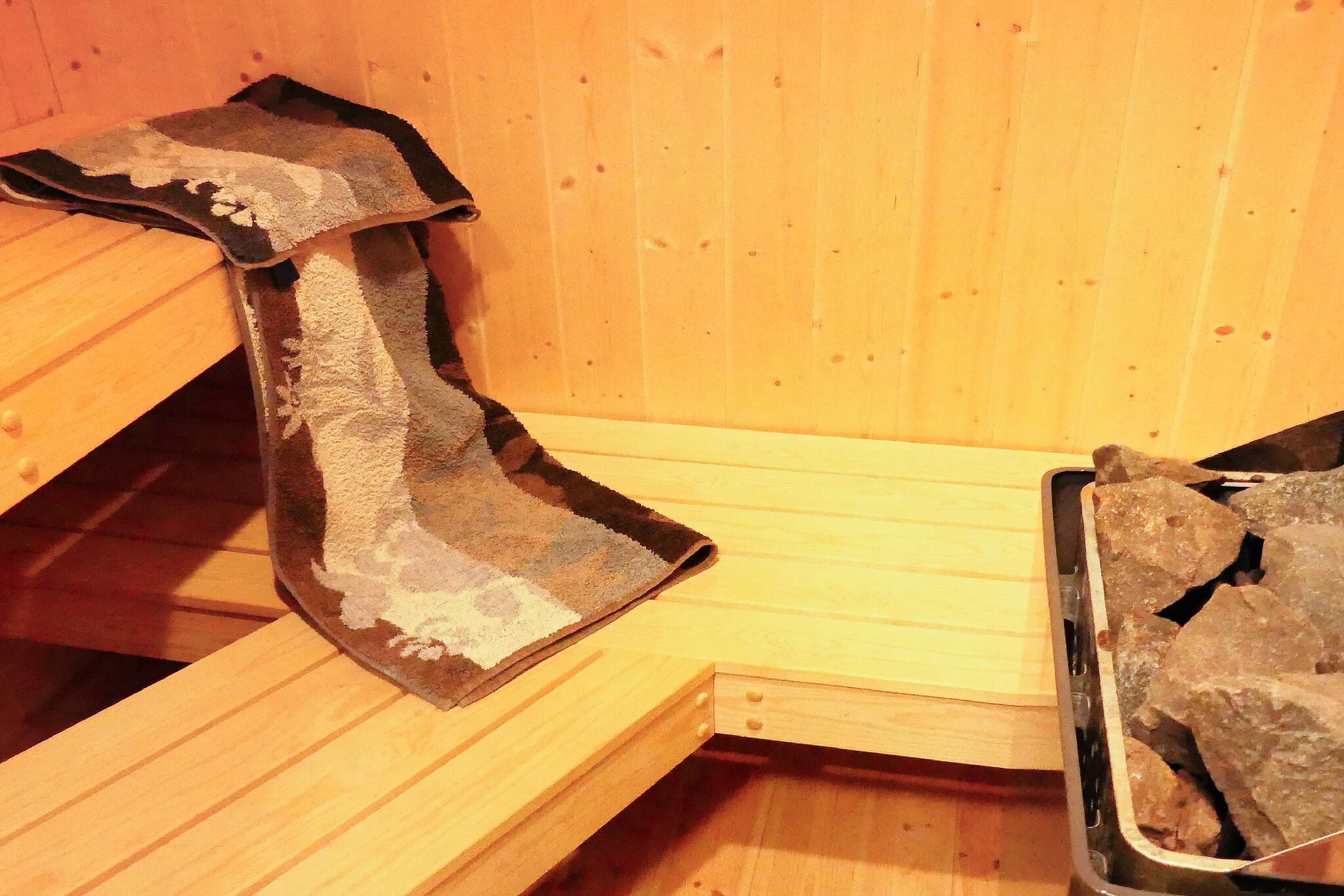 MERKUR 35+33 S DHH 1.RH. - Sauna