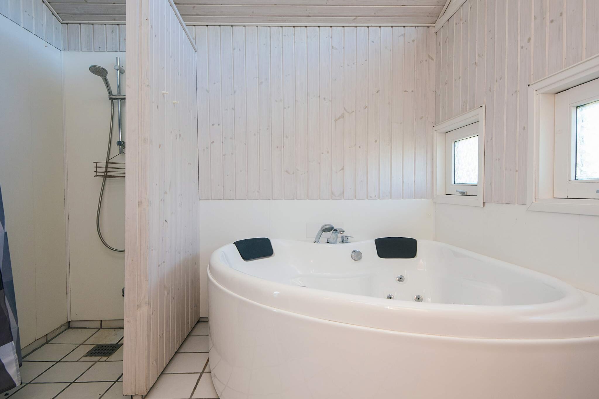8 Personen Ferienhaus in Sjølund-By Traum - Wellnessbereich