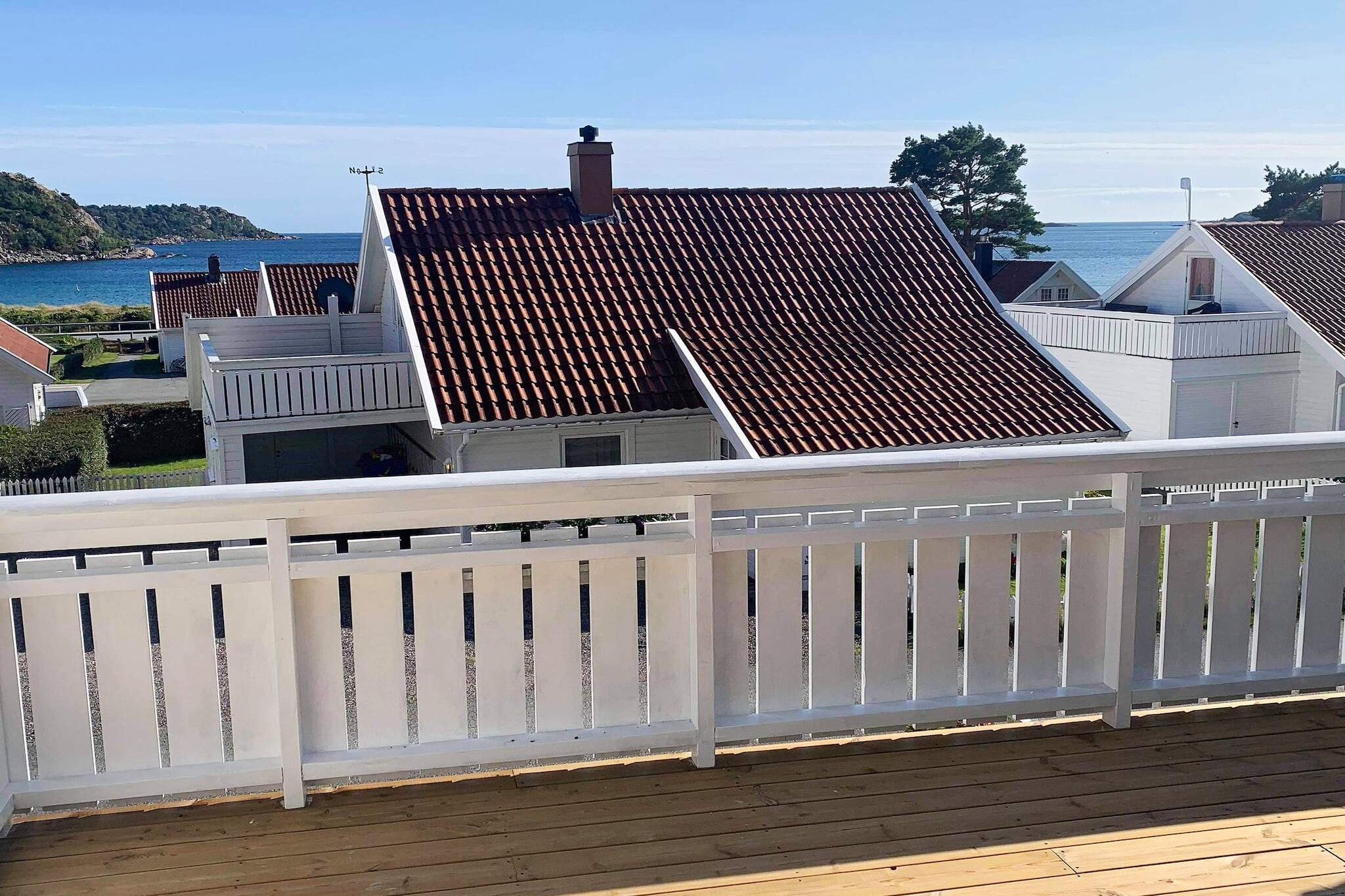 Well equipped holiday apartment on 3 floors located in the popular area of Njervesanden in Lindesnes. Good fishing conditions in the archipelago and the open sea and Norway's southernmost beach. Only 1 km to Spangereid town centre with grocery store and petrol station. The cottage is perfect for several families. Relax on the terrace, where you will find outdoor furniture and a BBQ grill. There are boats of different sizes available for rent if you want to go fishing. Reserve boats early to make sure you get the one's you want. Enjoy the view from Lindesnes Lighthouse - Norway's southernmost point. See the full scale of nature's force. Souvenirs are sold next to a restaurant, where you can enjoy a fine meal while admiring the ocean view. You can rent bed linens and towels at NOK 125 per set. Only linen is NOK 125 per set. The boats are not located by the house but in BÃ¥ly. Call the phone number in the directions to book the boats.