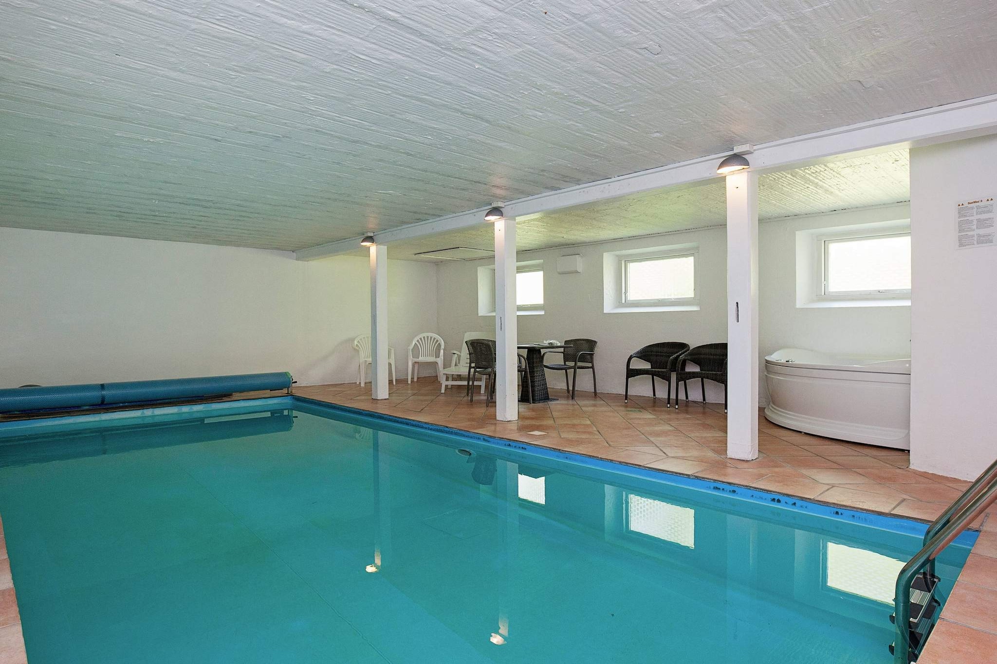 Luxury Retreat with Pool - Swimming pool