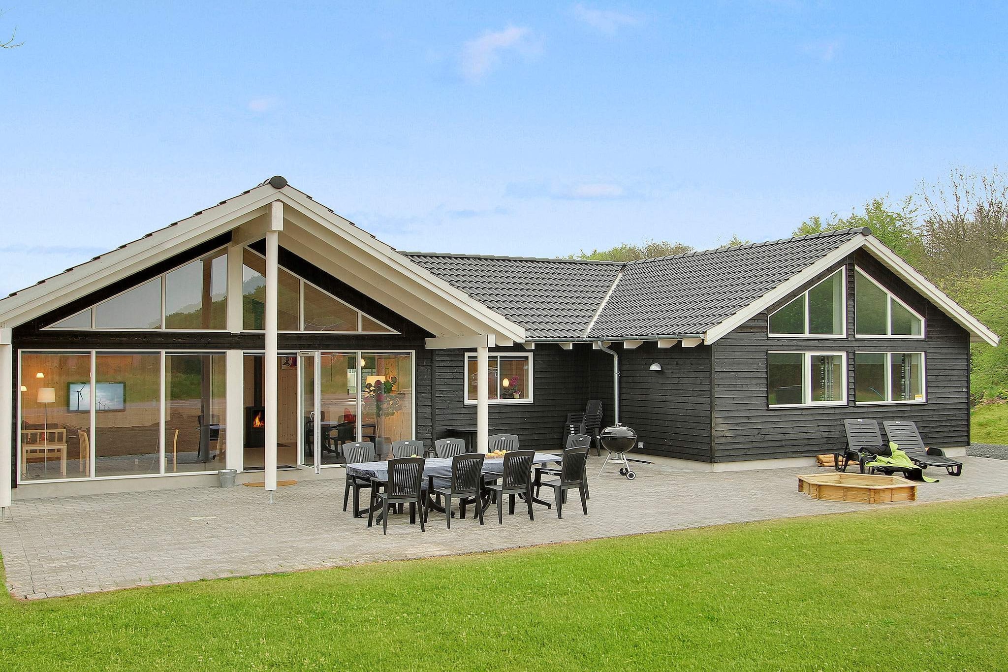 Luxuriöse Poolvilla in Lohals