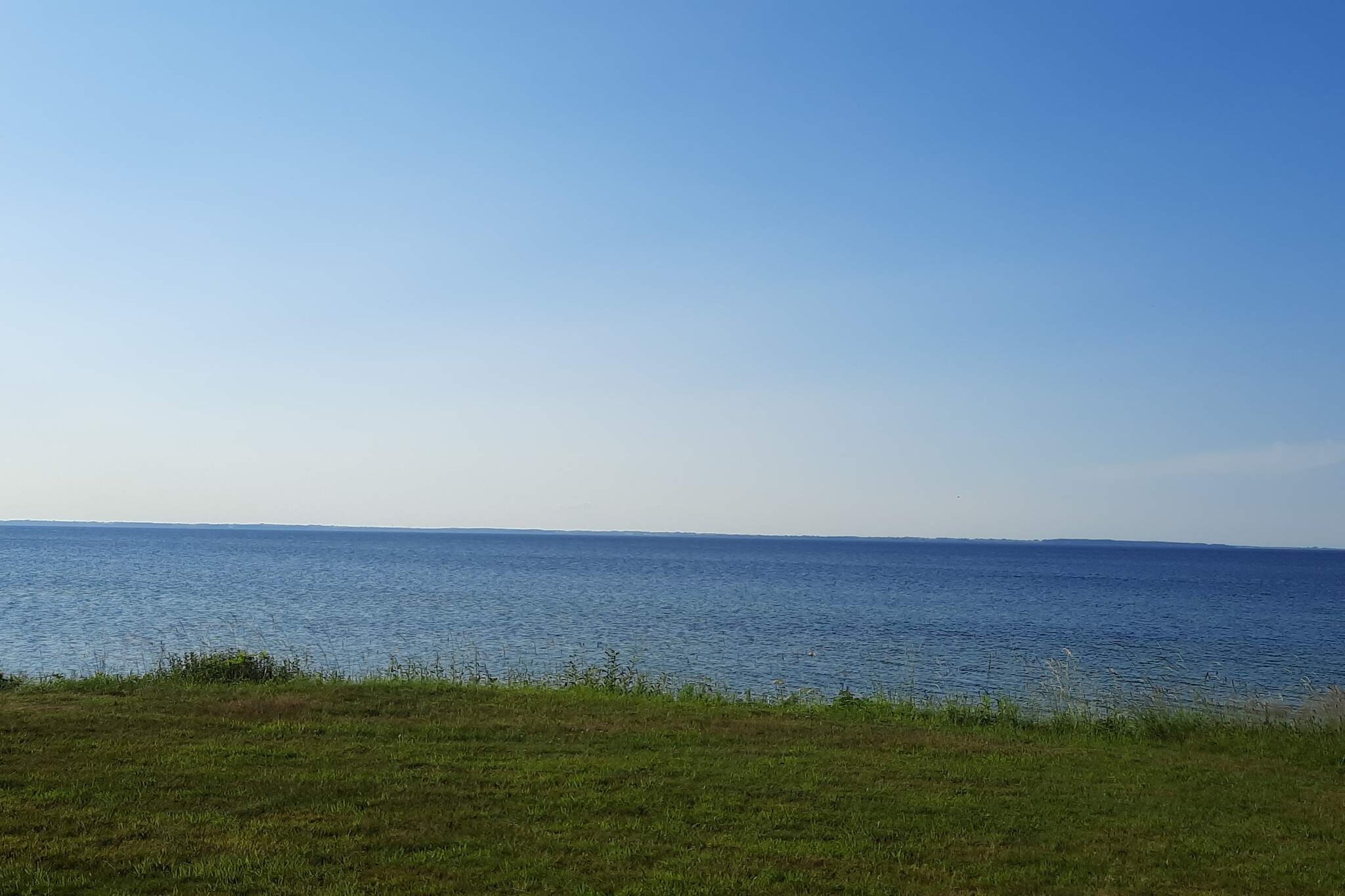Luxe zwembadresort in Nordborg - Waterzicht