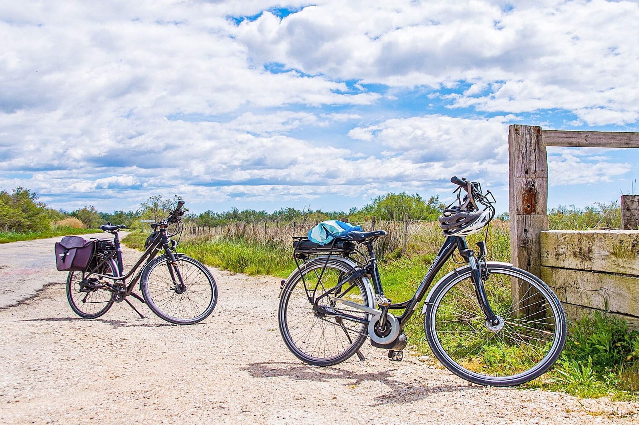 Internet Access DSL, pantry(6 m2)(cooker(electric), coffee machine, microwave, fridge-freezer), Living/bed room(15 m2)(single bed, double folding bed, TV(swedish TV channels), DVD player), bathroom(bath tub, washbasin, shower, toilet, washing machine), dishwasher, heating(electric), courtyard, terrace(15 m2)(garden furniture, BBQ), parking