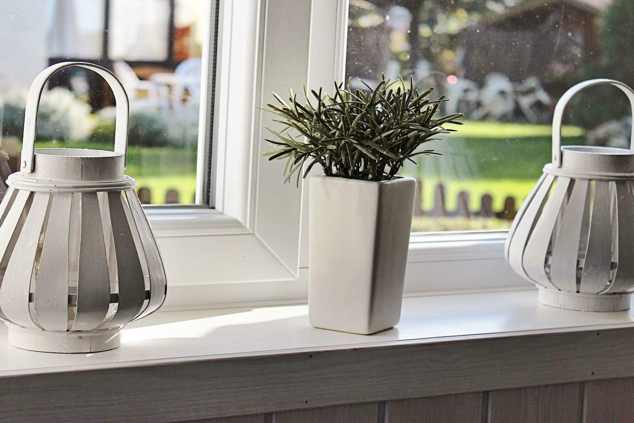 MERKUR 70+48 LOGGIA SW 2.R. - Indoor