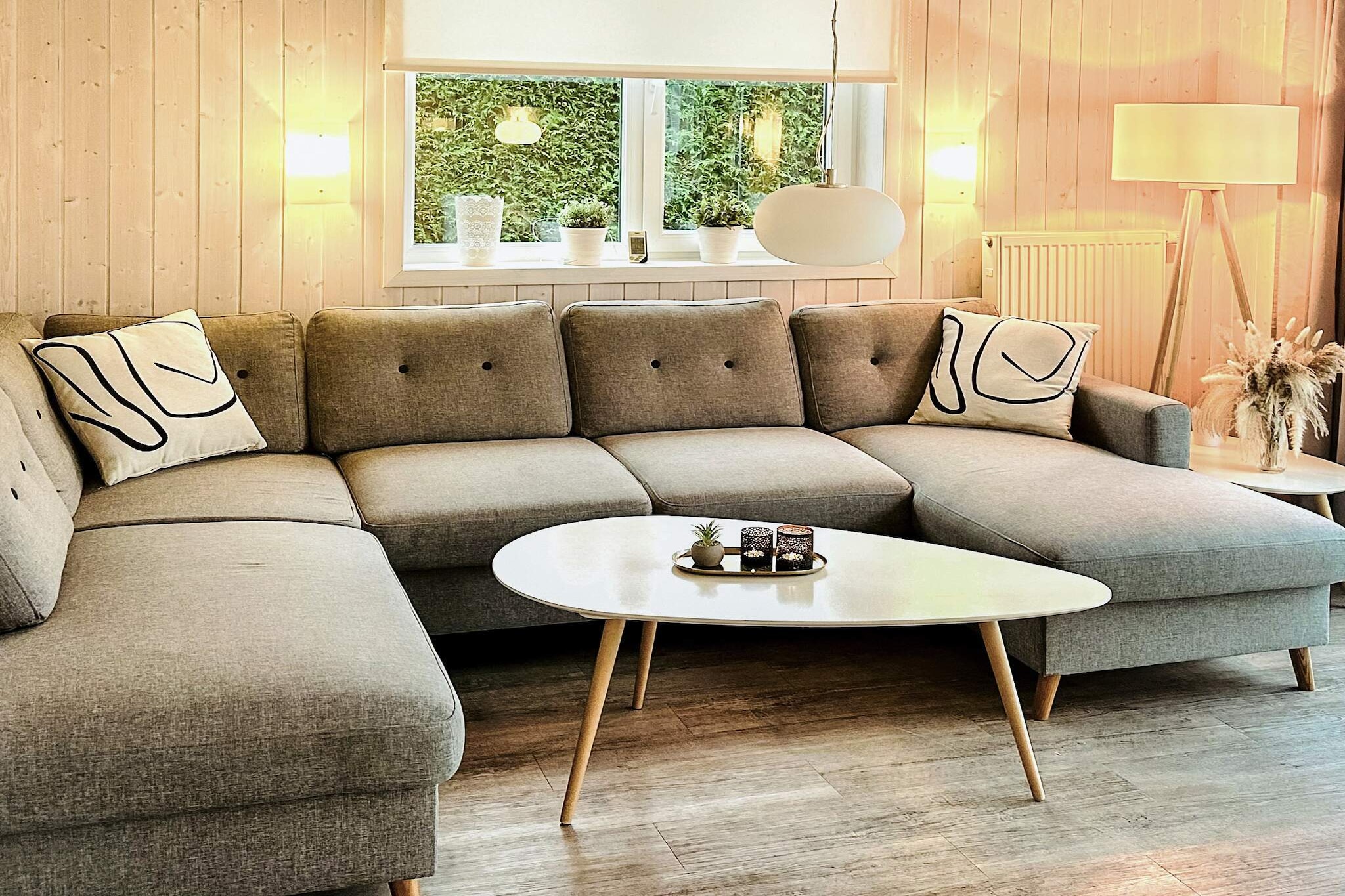 MERKUR 70+48 LOGGIA SW 2.R. - Indoor