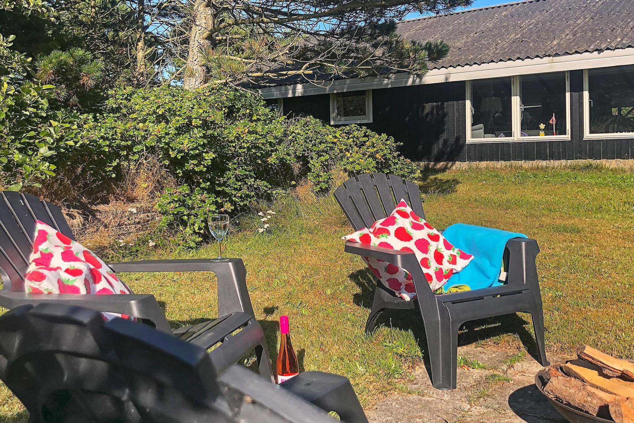 5 person holiday home in Blåvand-By Traum