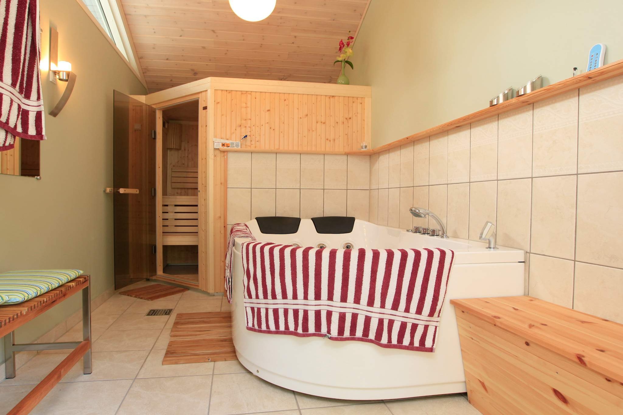 Spannend huisje aan zee - Spa