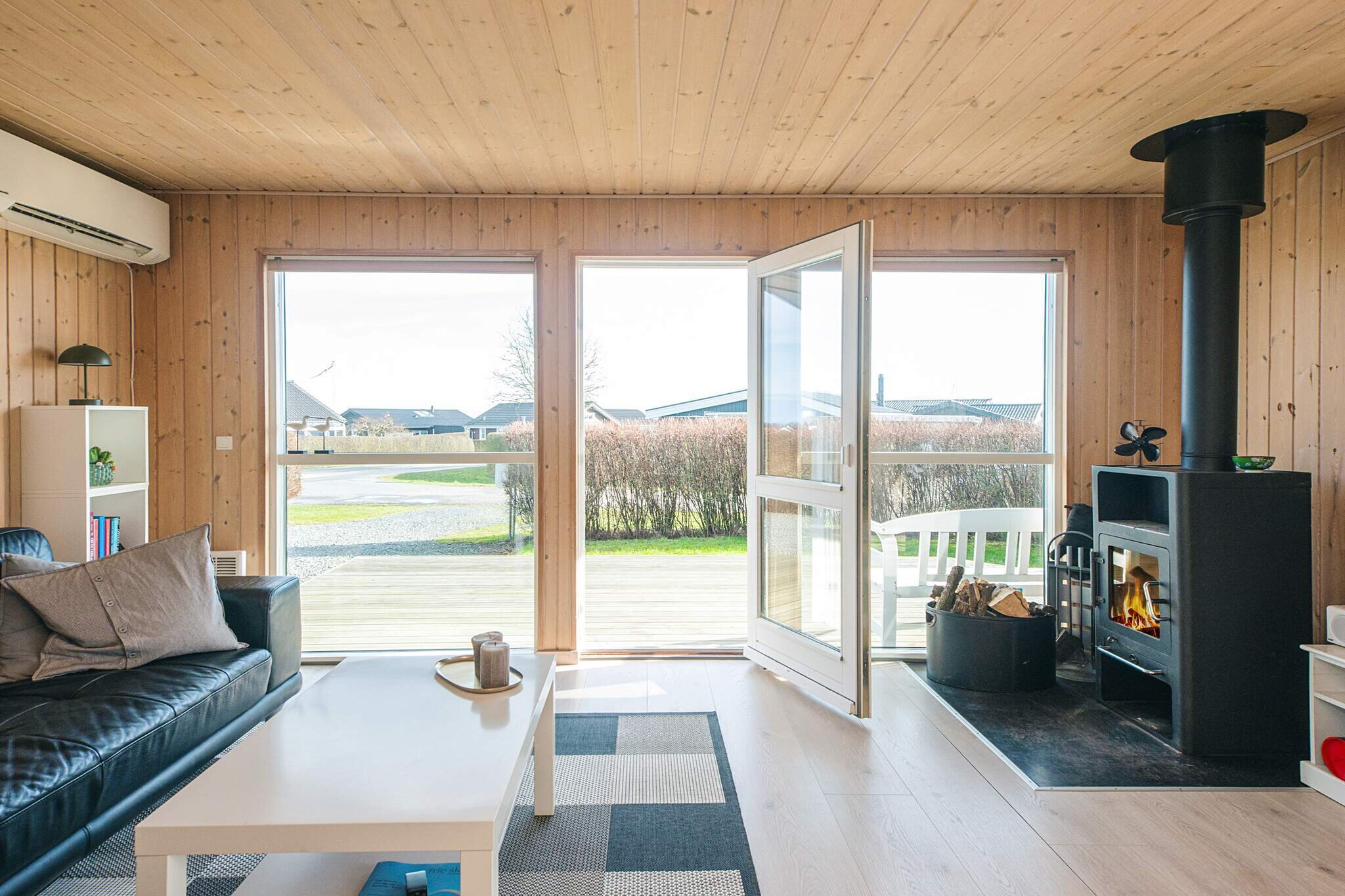 Moderne hut aan het strand - Binnen