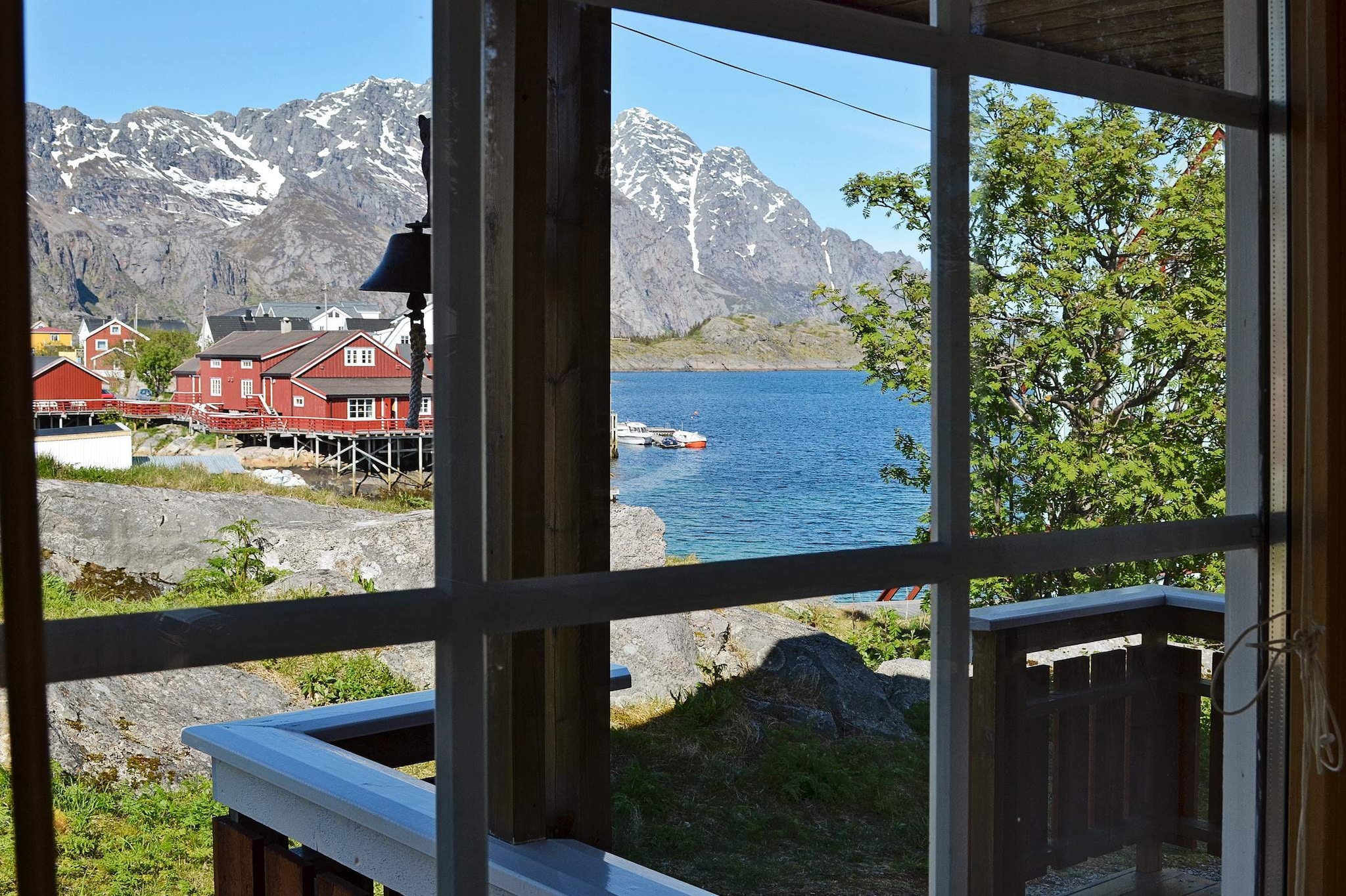 3 person holiday home in Henningsvær-By Traum
