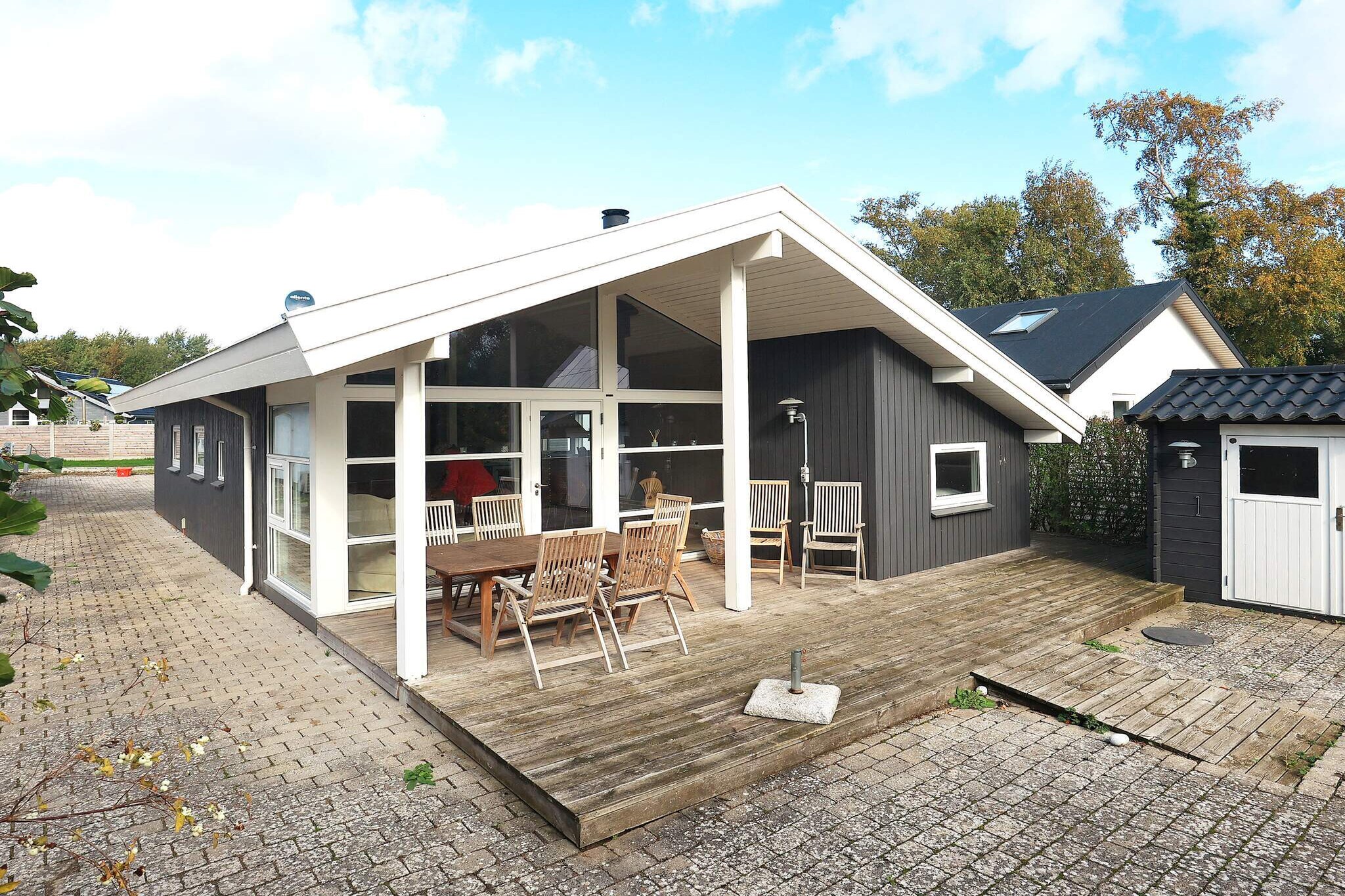 8 person holiday home in Frørup-By Traum