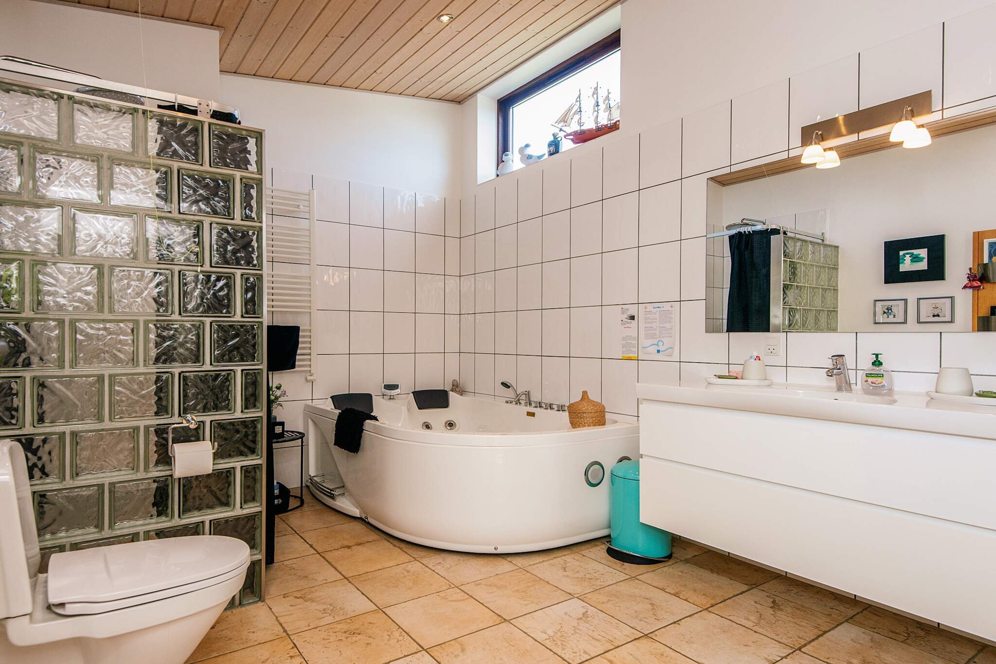Exclusief toevluchtsoord met spa - Binnen