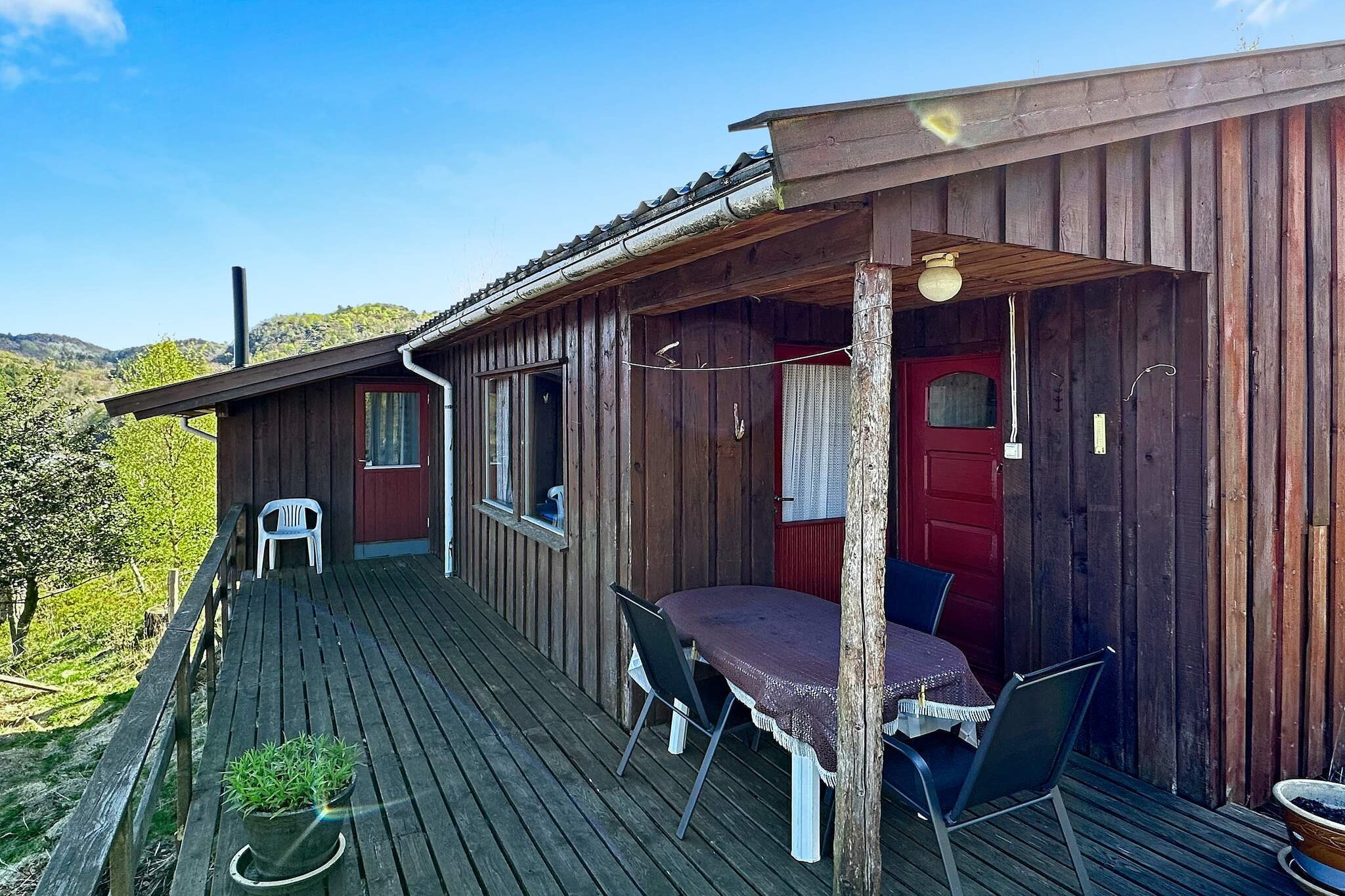 HUS 55765  HYTTE B