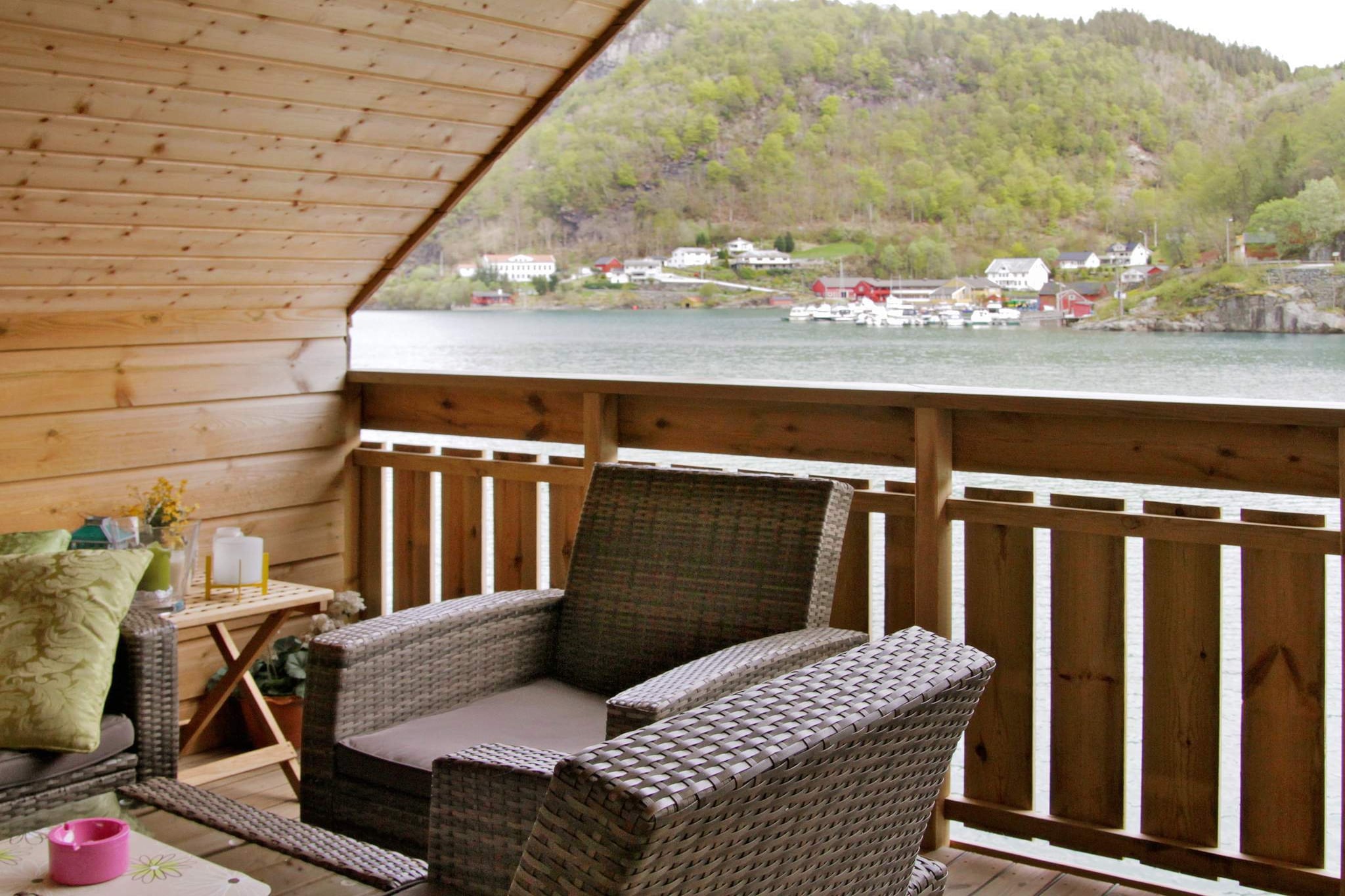 Maison de vacances pour 6 a Leirvik i Sogn - Extérieur