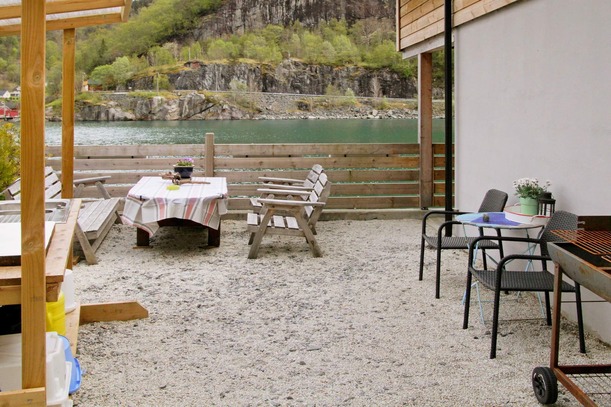 Maison de vacances pour 6 a Leirvik i Sogn - Extérieur