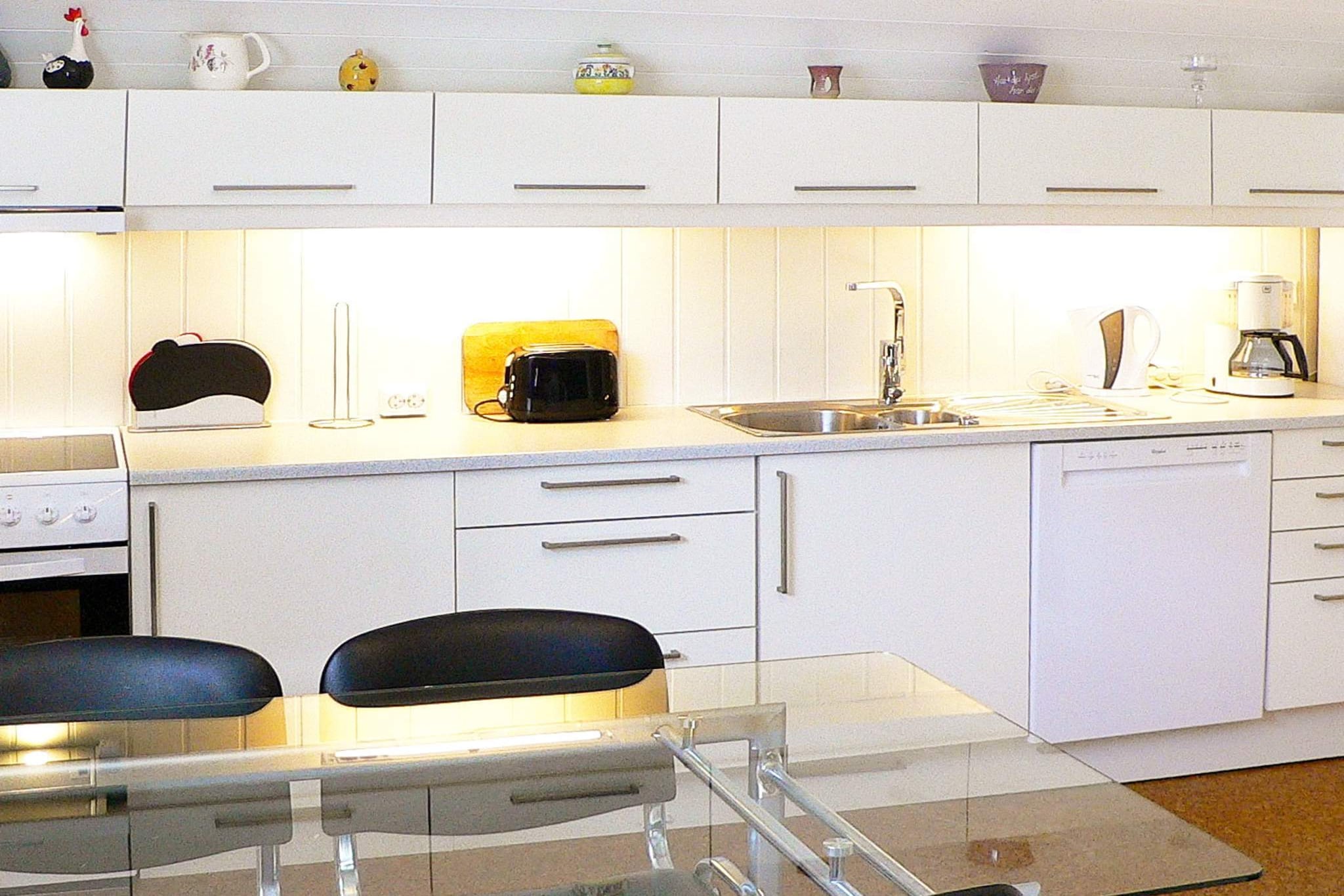 56785 LAKSEN - Indoor
