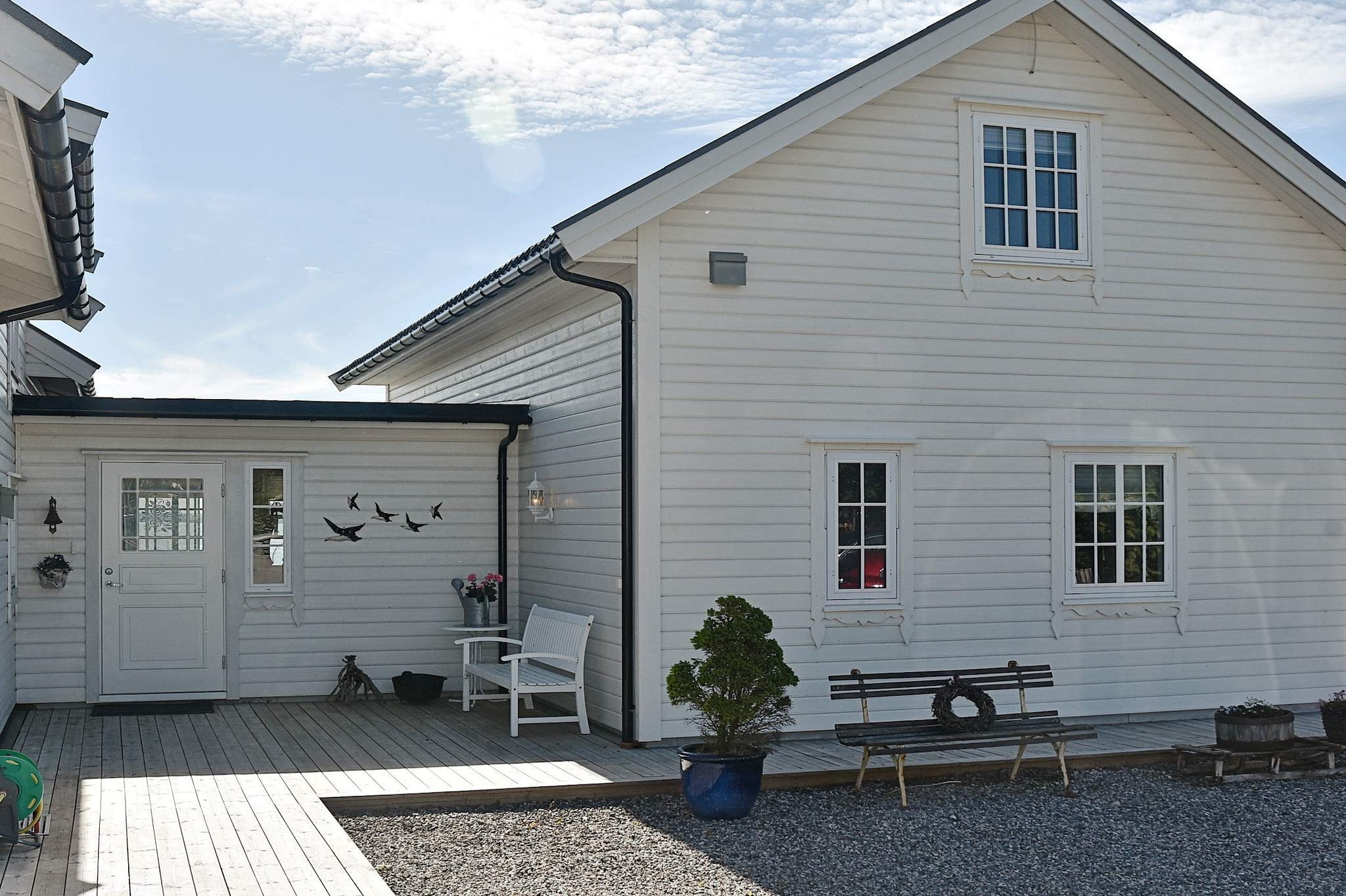 Annex(23 m2): \n\ndining room(16 m2), dining room, Kitchen(cooker(electric), hood, coffee machine(filter), microwave, dishwasher, fridge, freezer(> 250L), high chair), Living/bed room(42 m2)(double folding bed, TV(satellite, german television channels, norvegian TV channels ), DVD player, radio, CD player, stereo unit), Living/bed room, bedroom(2x single bed), bedroom(single bed, double bed), bedroom(double bed, children\'s bed), bedroom(2x double bed), bathroom(floor heating)(washbasin, shower, toilet), bathroom(floor heating)(bathtub or shower, washbasin, toilet), bathroom(washbasin, toilet), bathroom(washbasin, toilet), game computer, tumble dryer, Bubble bath(indoor, 2 persons), sauna(indoor, heated), washing machine, heating(electric), terrace(200 m2), terrace(roofed, 10 m2), garden furniture, BBQ, table tennis table, darts, football goal, fish smoker, air to air heatpump