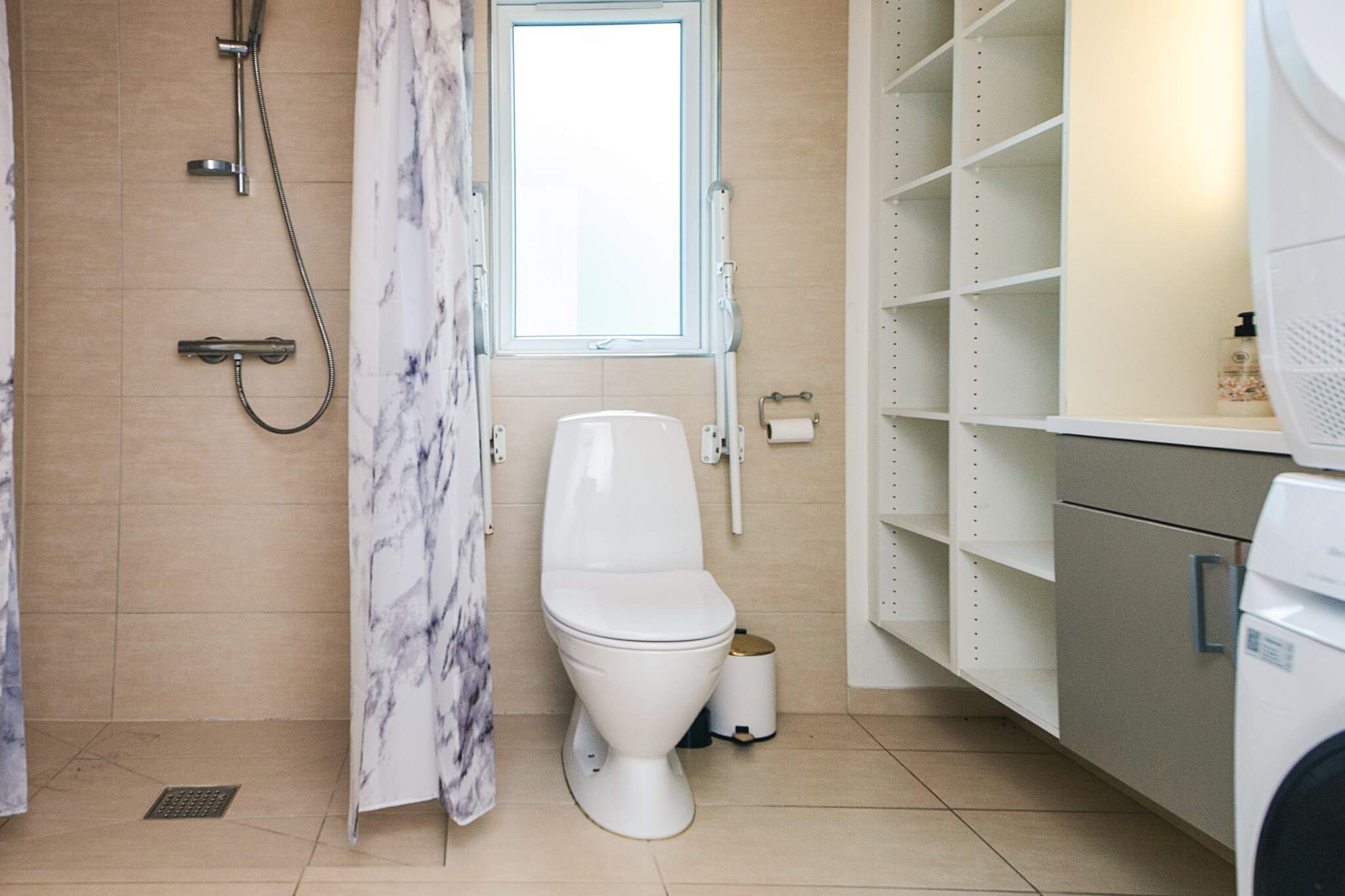 Luxe zwembadresort in Henne - Binnen