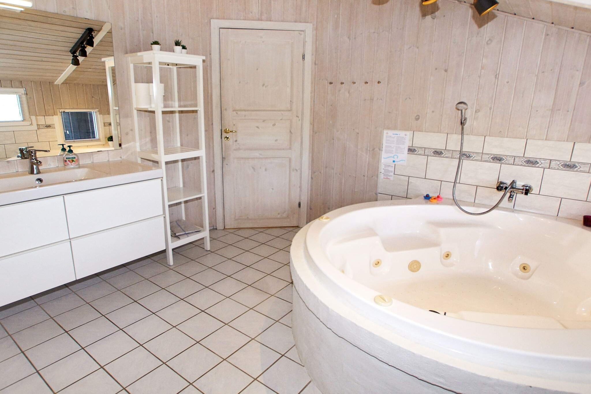 Vakantiehuis in de buurt van Bork Harbor - Spa