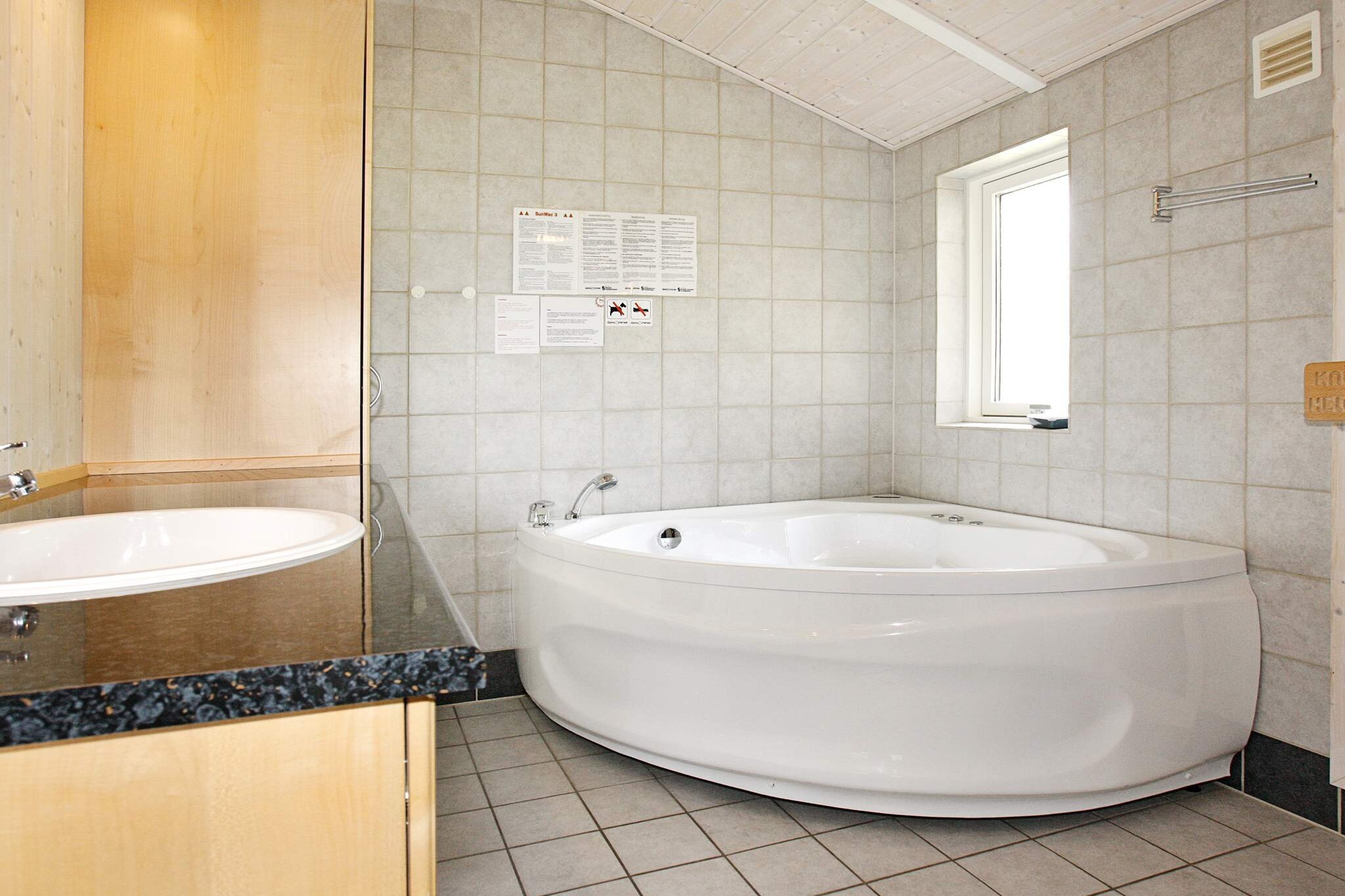 6 person holiday home in Hadsund