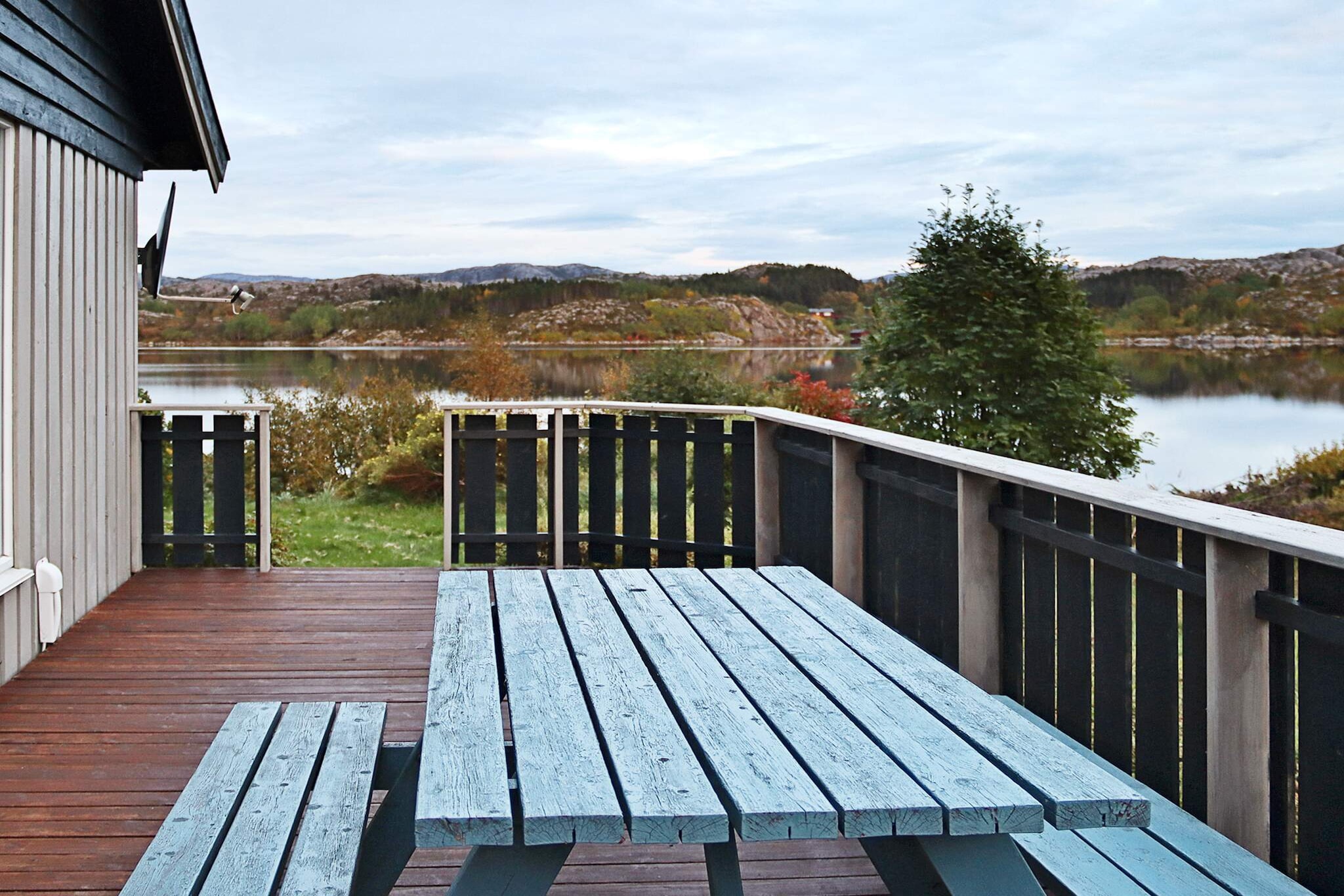 Internet Access DSL, open kitchen(cooker(electric), hood, coffee machine(filter), microwave, dishwasher, fridge, freezer(200-249L), washing machine), Living/bed room(50 m2)(TV(satellite, german television channels, norvegian TV channels ), DVD player, CD player, stereo unit), bedroom(10 m2)(double bed), bedroom(11 m2)(double bed), bedroom(11 m2)(single bed, 2x bunk bed), bedroom(12 m2)(single bed, 2x bunk bed), bedroom(9 m2)(double folding bed), bathroom(floor heating)(bath tub, washbasin, toilet), bathroom(floor heating)(bathtub or shower, washbasin, toilet), Bubble bath(indoor, heated, 2 persons), heating(electric), terrace(22 m2), terrace(roofed, 17 m2), garden furniture, BBQ, air to air heatpump