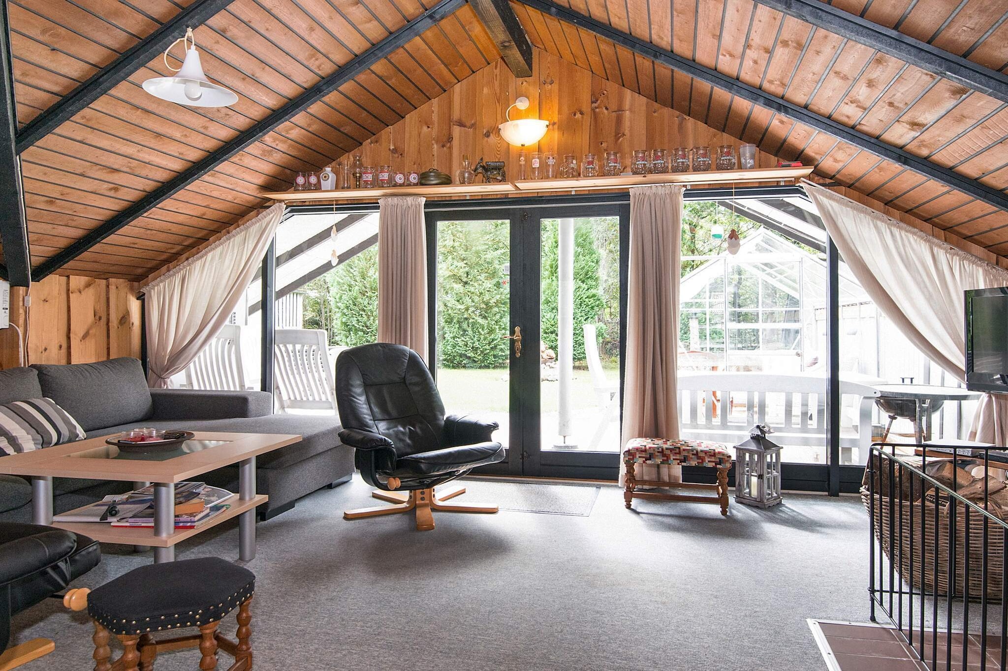 Well-kept holiday cottage with a sheltered terrace and cosy corners and a fireplace in the garden. Open plan kitchen, dining area and living room with wood-burning stove and a large window section with views of the garden. Bathroom and 2 bedrooms. There is a ban on fishing in Kvie SÃ¸ but you may fish in the marsh area south of the lake.A refundable deposit might be charged closer to your check-in date. TheÂ securityÂ depositÂ ensuresÂ aÂ smoothÂ stayÂ andÂ coversÂ any additionalÂ servicesÂ orÂ consumptionÂ charges.ThisÂ depositÂ coversÂ utilitiesÂ consumedÂ duringÂ yourÂ stay andÂ anyÂ additionalÂ servicesÂ thatÂ mayÂ beÂ taken.TheÂ finalÂ amountÂ willÂ beÂ adjustedÂ basedÂ onÂ actualÂ meter readings,Â actualÂ usageÂ ofÂ extraÂ services,Â andÂ anyÂ remaining balanceÂ willÂ beÂ refundedÂ withinÂ 21Â daysÂ afterÂ checkout.ThisÂ depositÂ simplyÂ actsÂ asÂ aÂ prepaymentÂ forÂ chargesÂ that Â youÂ wouldÂ anywaysÂ payÂ for,Â ensuringÂ aÂ seamlessÂ stayÂ and check-outÂ experience.