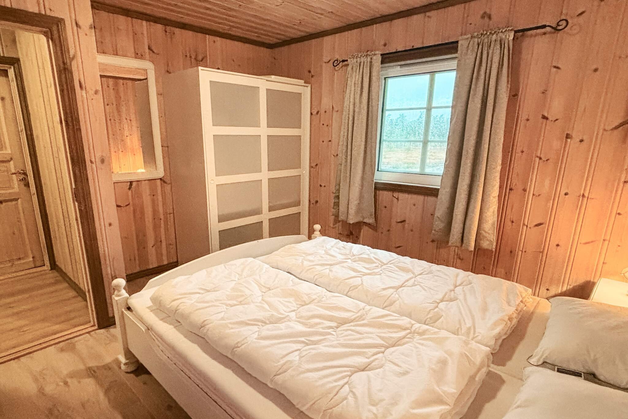 76409 TROLLHYTTA-Binnen